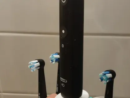 Oral-B iO stand holder for 4 heads with color rings charger ADAPTER