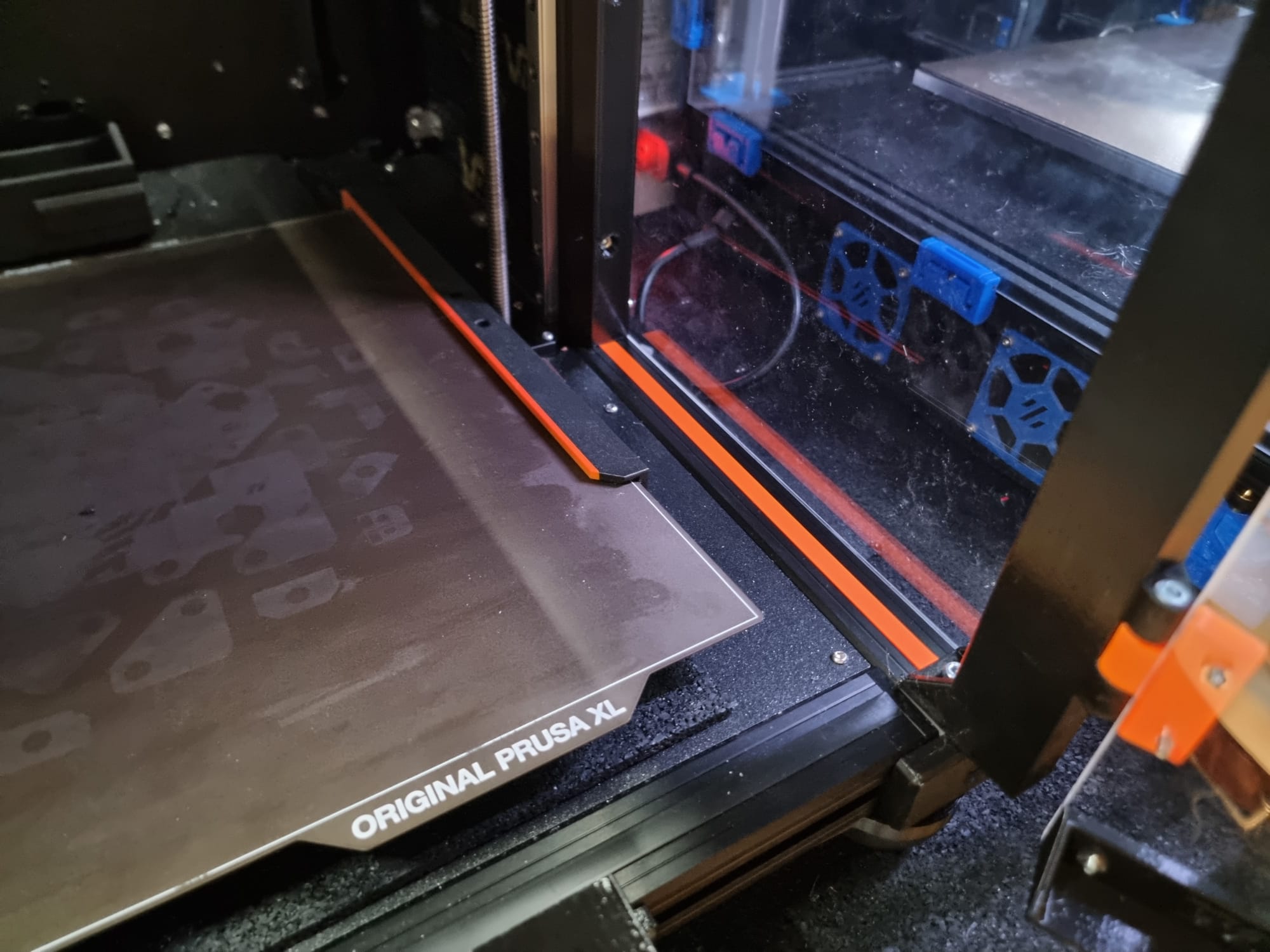 Extrusion cover for enXLosure