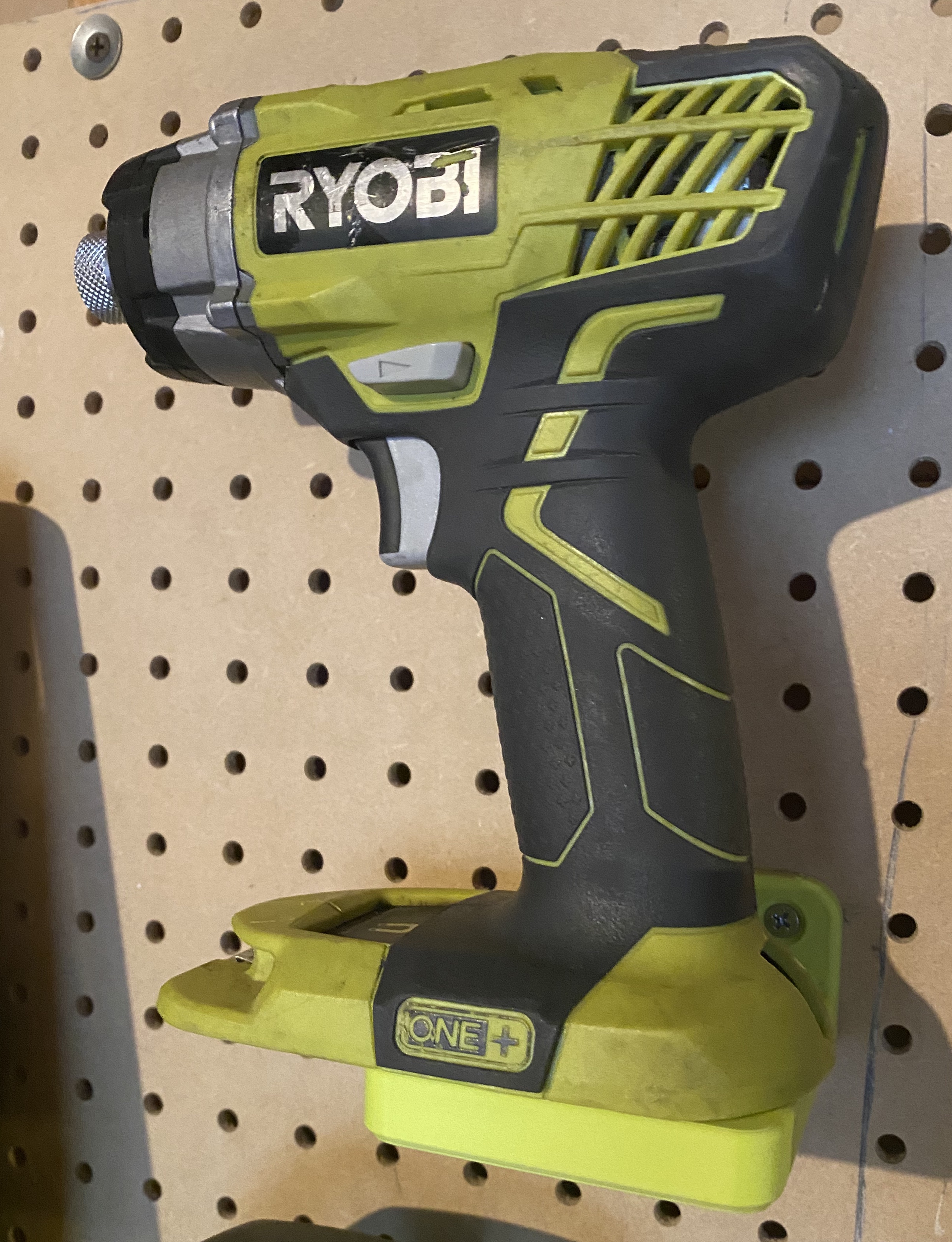 Ryobi Upright Tool Mount