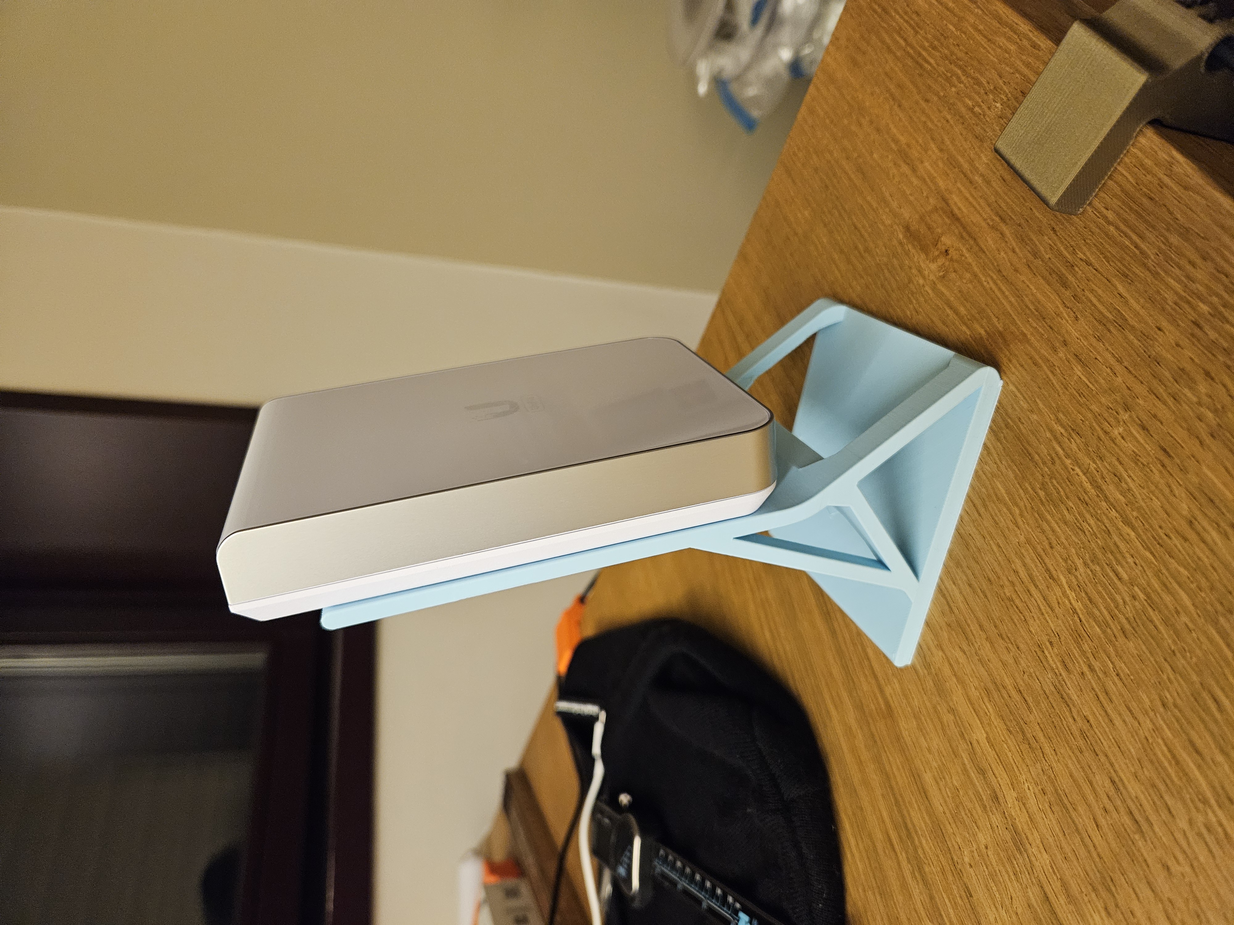 Unifi U6 Inwall Desk Stand