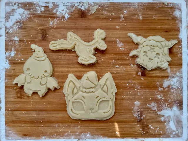 Holiday PentaGoat Cookie Cutter