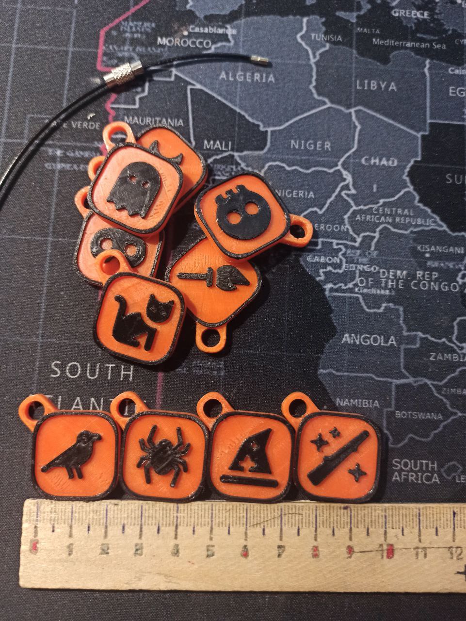 Halloween keychain collection (10 pieces)