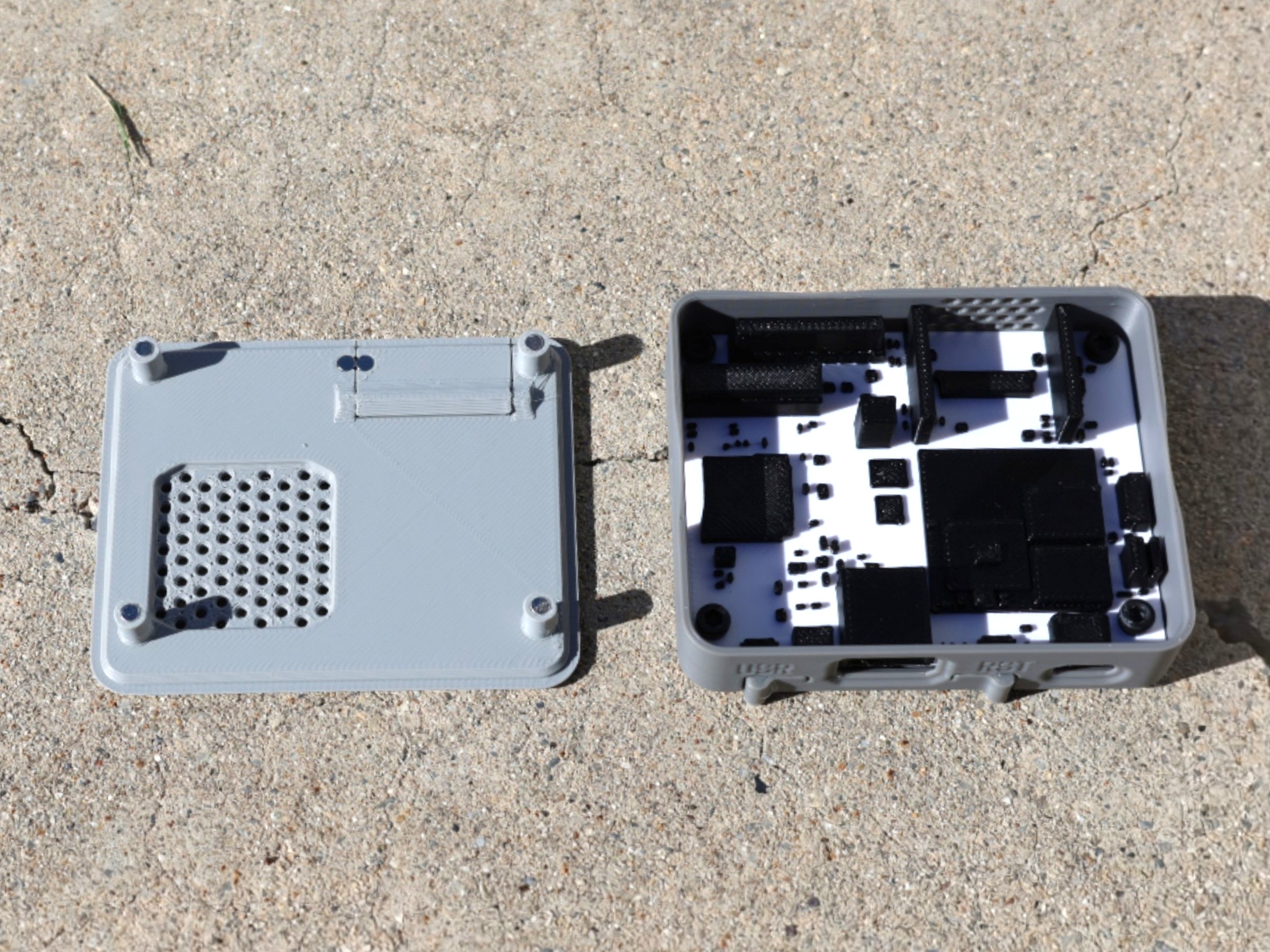 Magnetic Case for Synaptics Coralboard SL — thumbnail 4