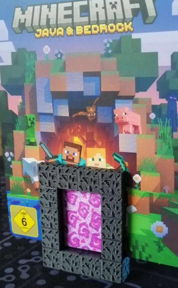 Minecraft Nether Portal Card holder