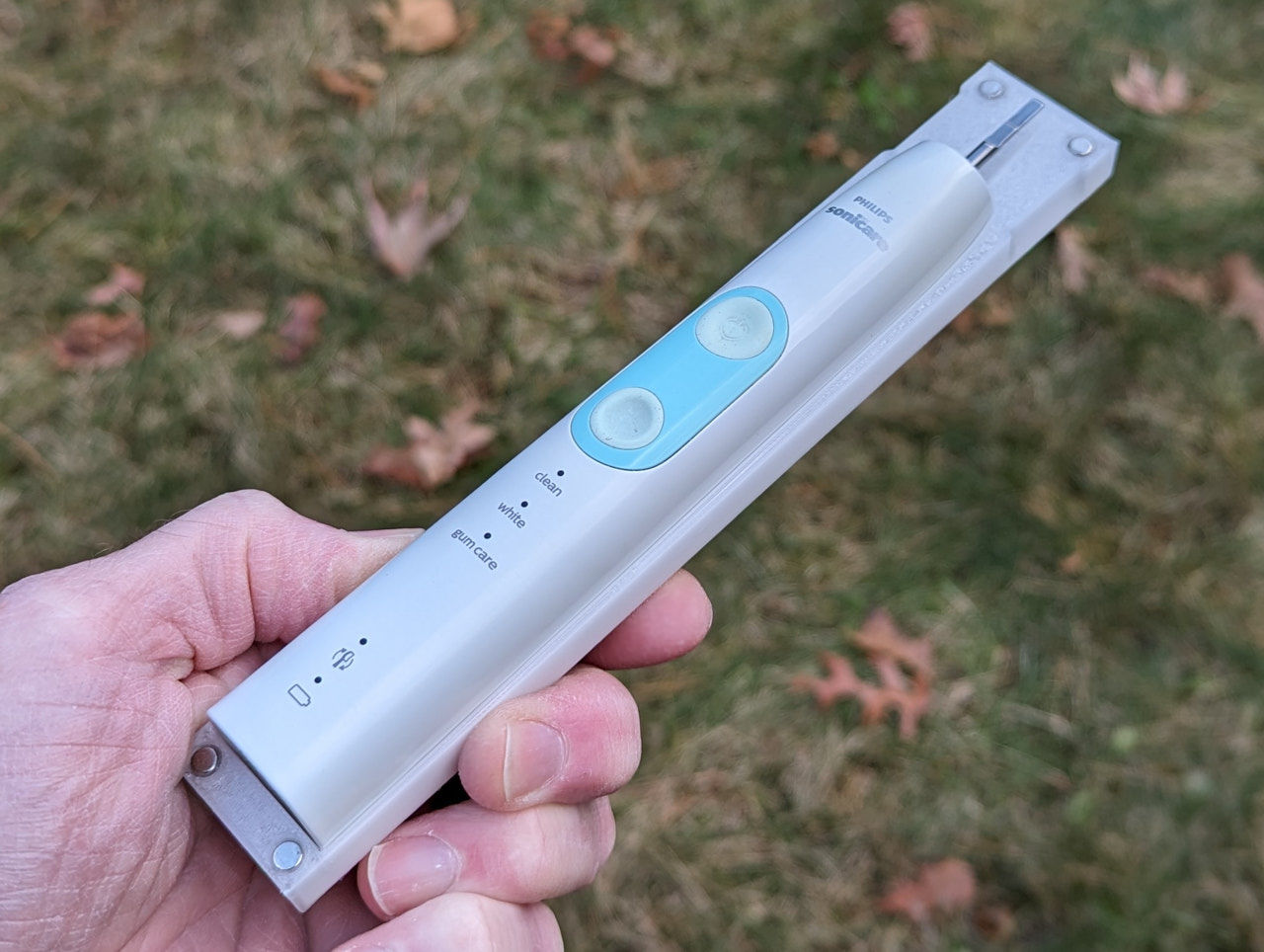 Sonicare Magnetic Toothbrush Handle Travel Case by Larry | Download