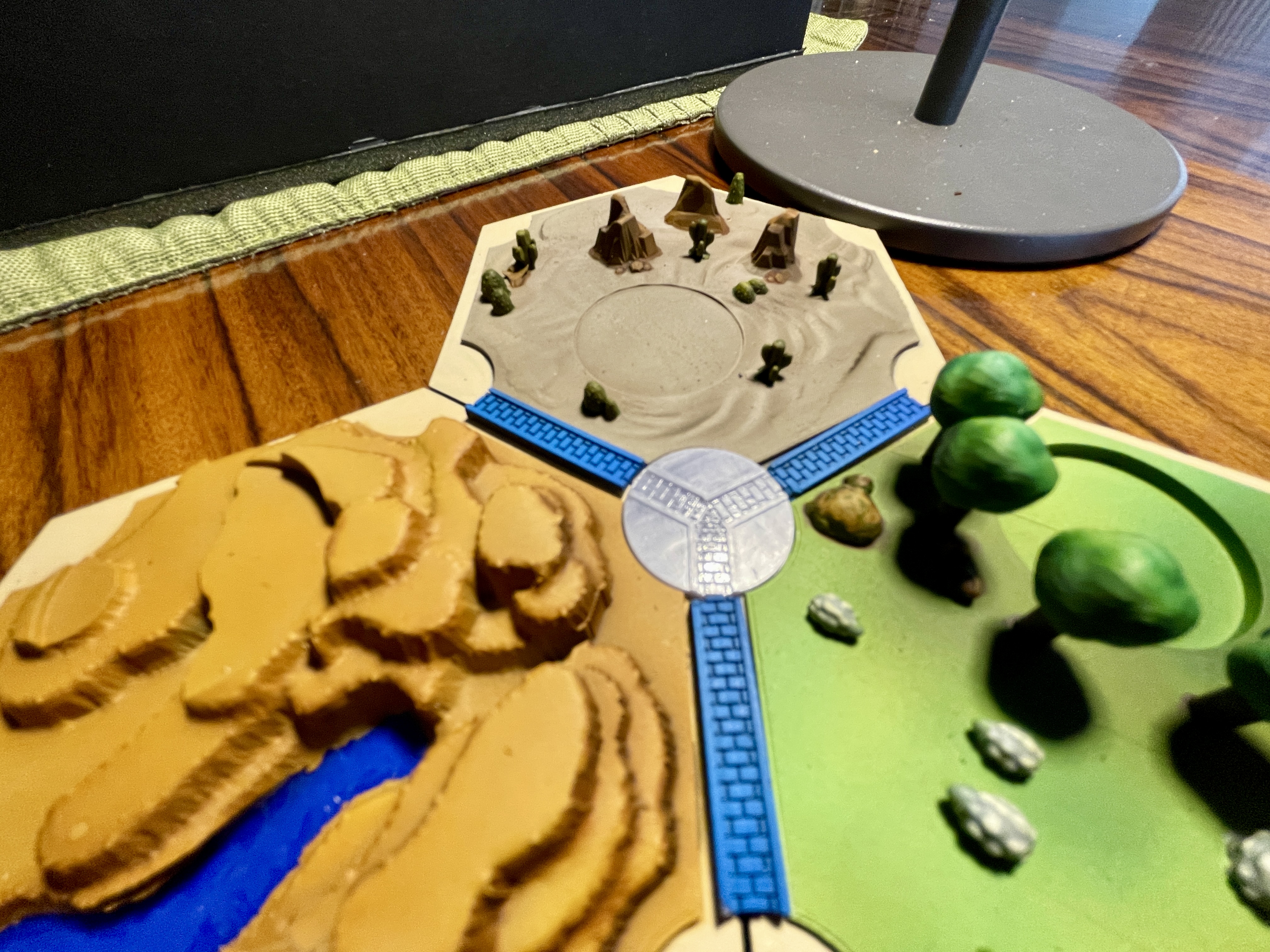 3D Catan road intersection — miniatura 5
