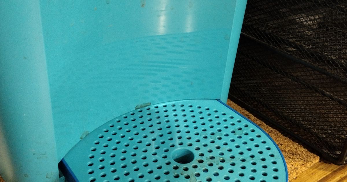 Keurig replacement drip tray (v3) by Dan the 3D Printing Dad