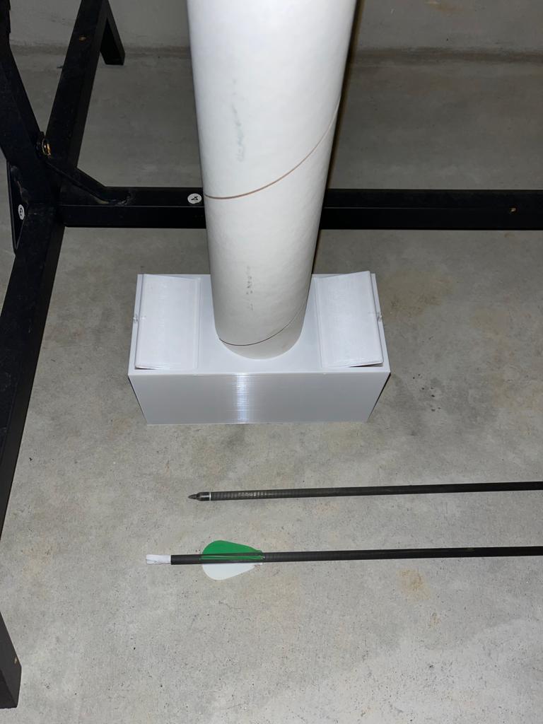 Archery windproof arrow holder / quiver