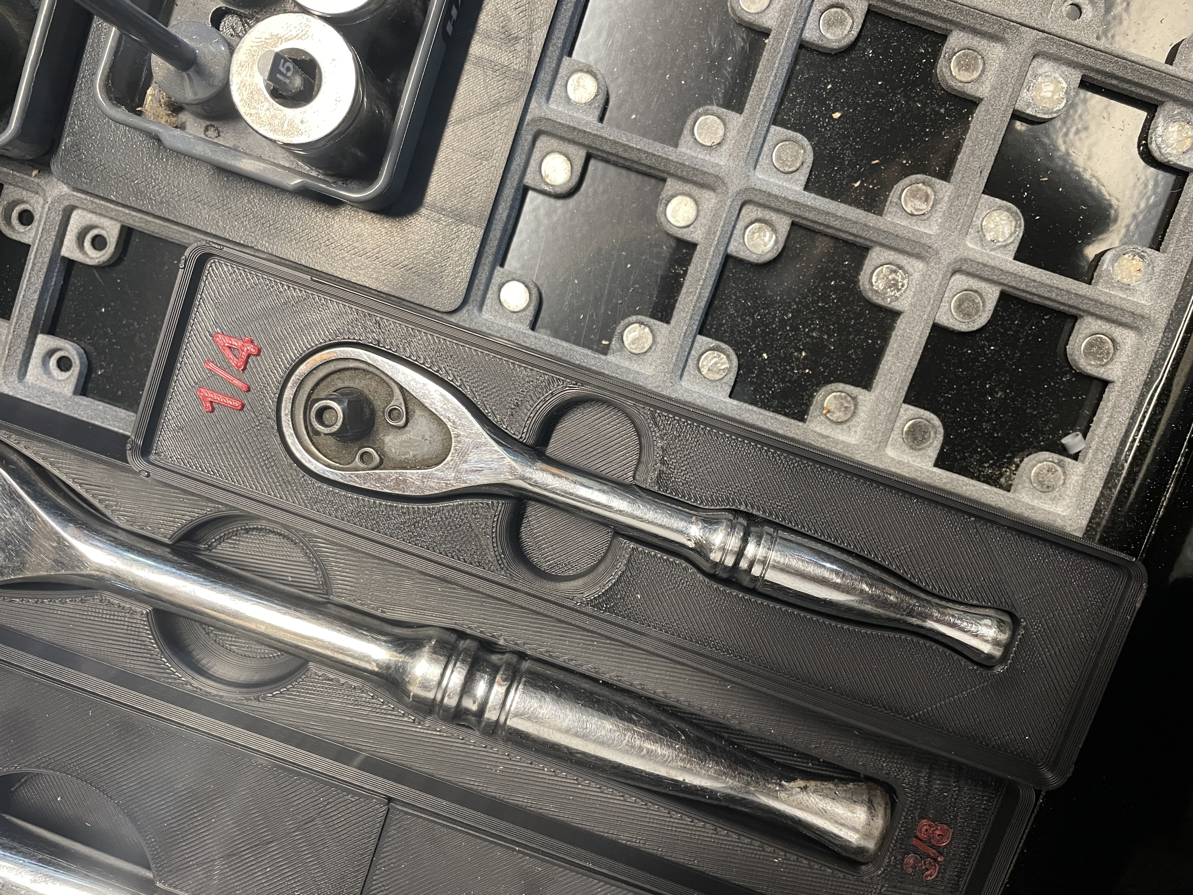 1/4 Ratchet Husky Gridfinity Holder 3D model thumbnail