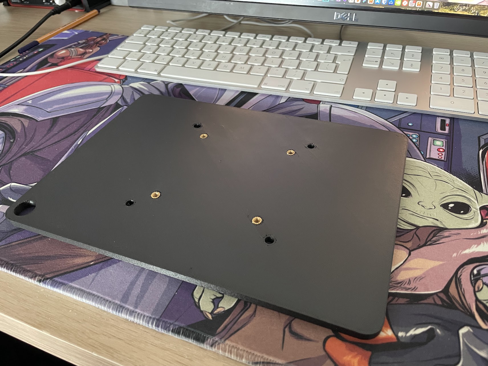 iPad Air 4th Gen VESA Plate / Adapter by skxc Download free