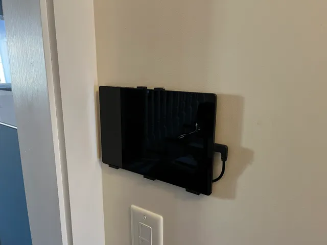 Samsung Galaxy Tab A8 SM-200X Wall Mount