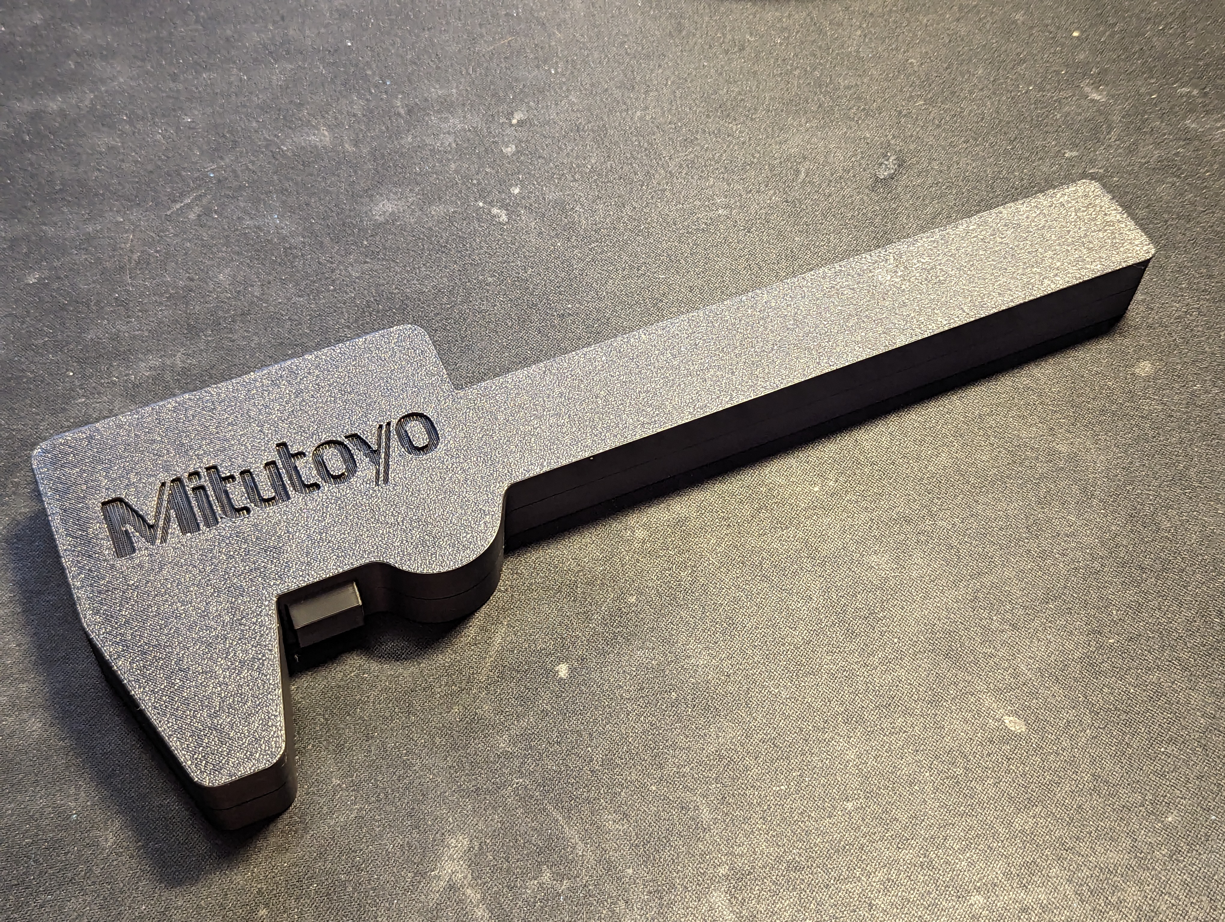 Digital Caliper Case Mitutoyo logo font change
