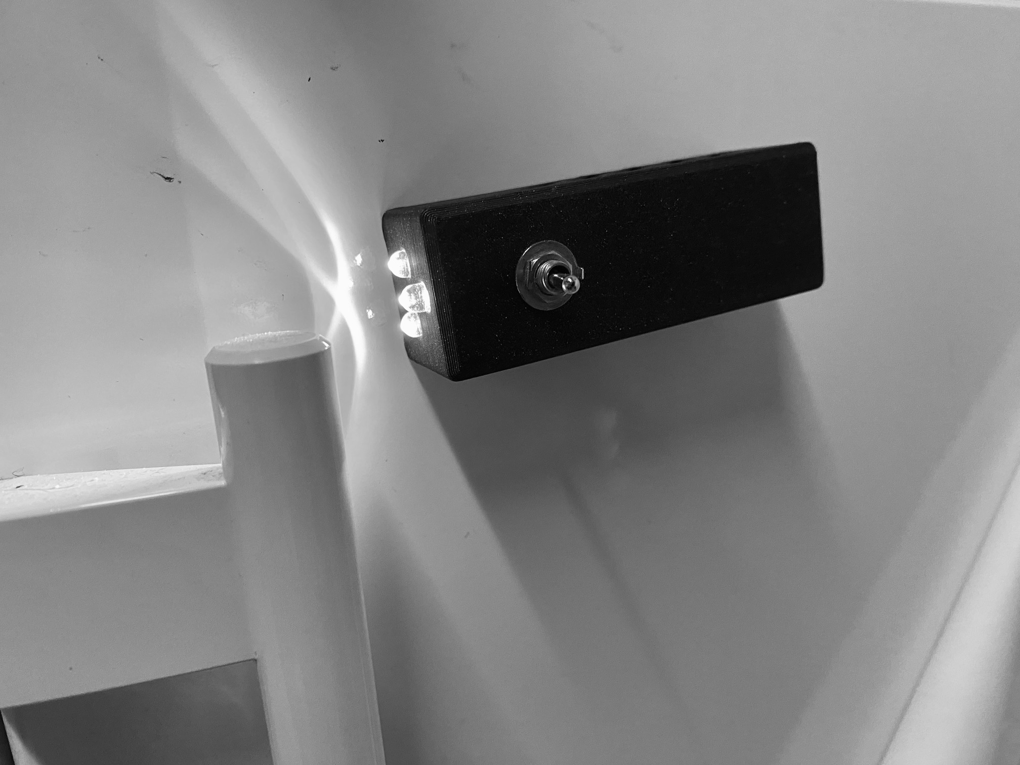 Magnetic torch 9V (Magnetische 9V Taschenlampe)