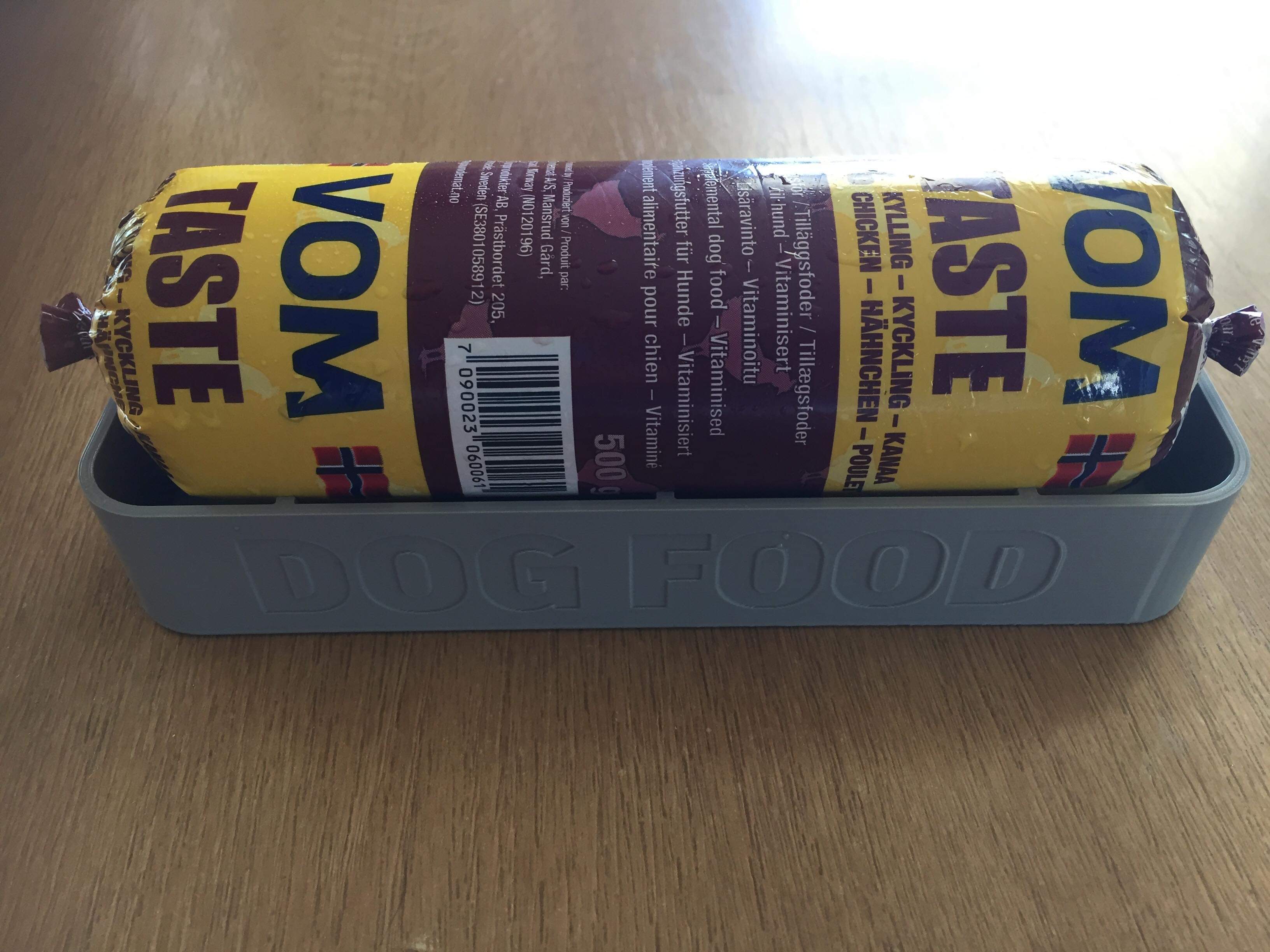 VOM Dogfood sausage holder for defrosting