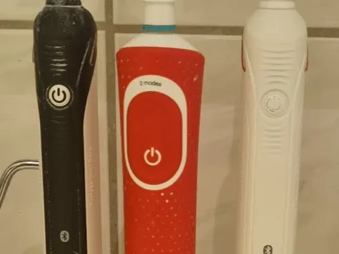 Stand for 3 Oral B style  toothbrushes