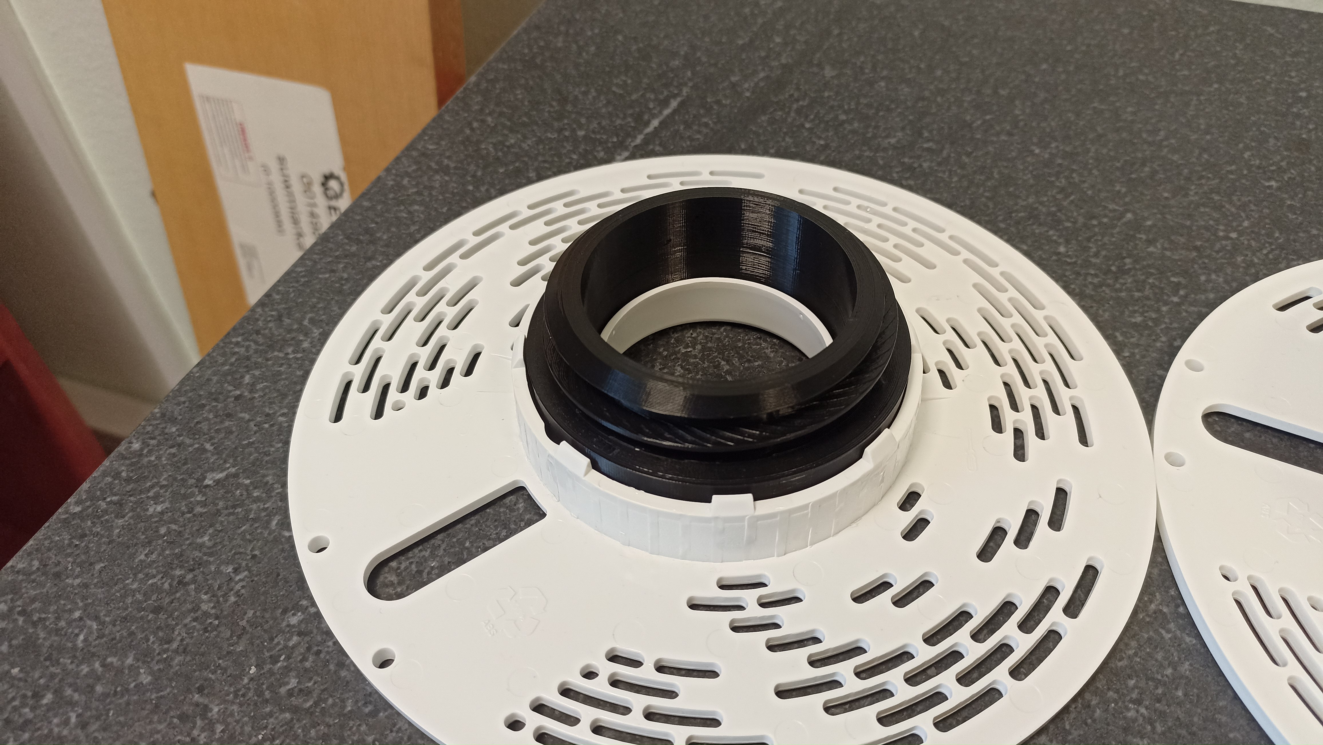 Fiberlogy spool insert by Karol Download free STL model