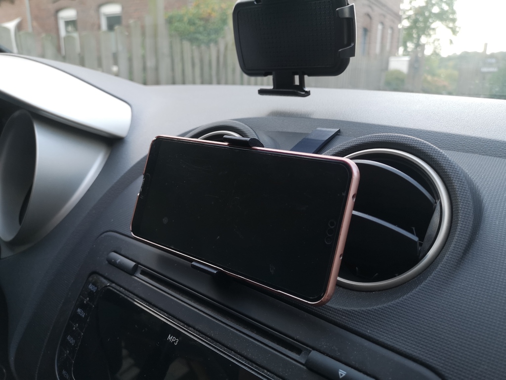 Seat Ibiza Handyhalterung
