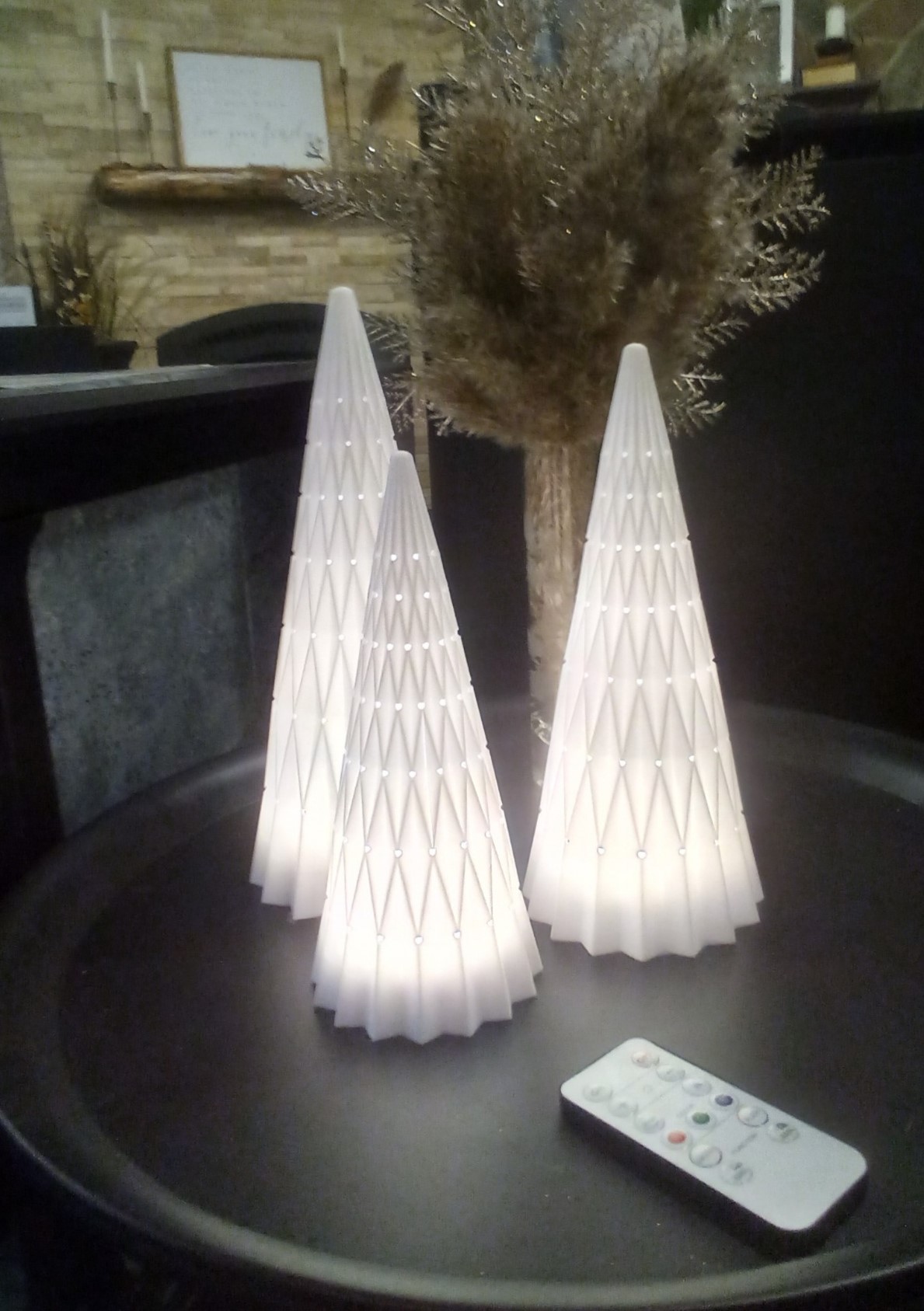 Miniatura 2 do modelo 3D Christmas Tree Light Diffuser (3 Sizes)