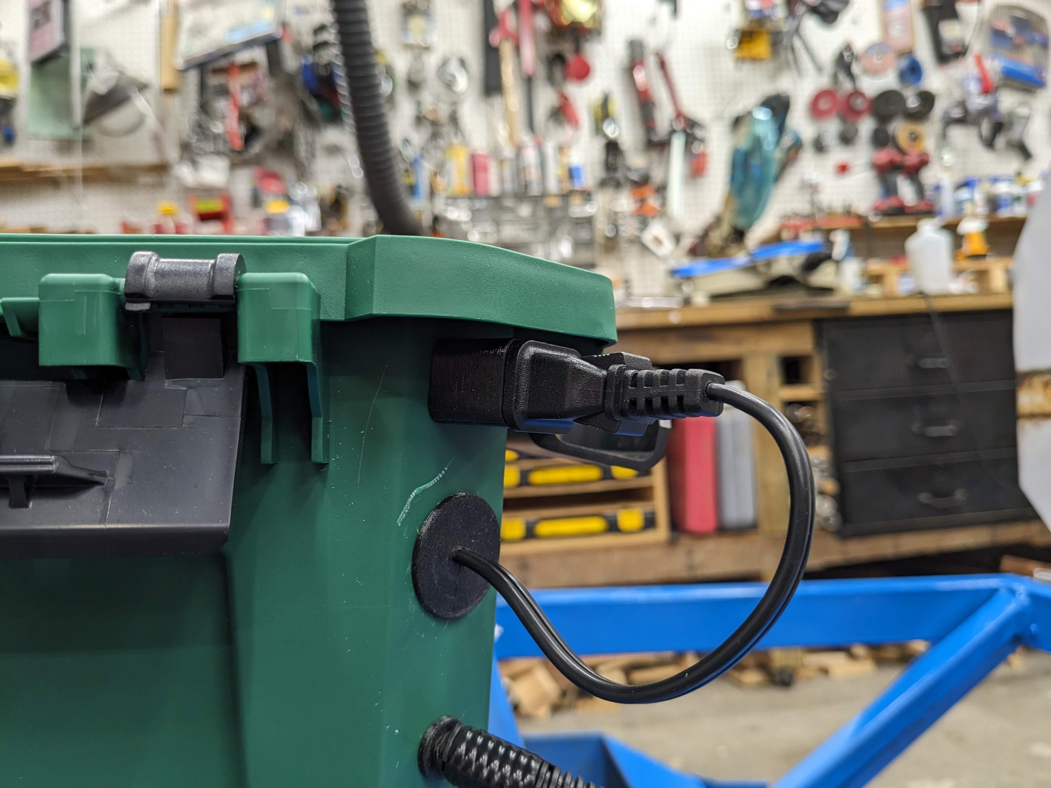 Electrical plug holder by Grant Download free STL model