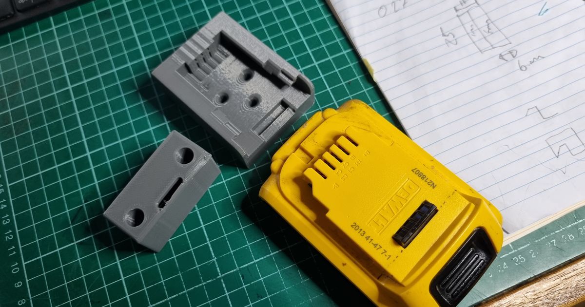 DeWalt Battery Balancing Connector by Cubic8 Download free STL model