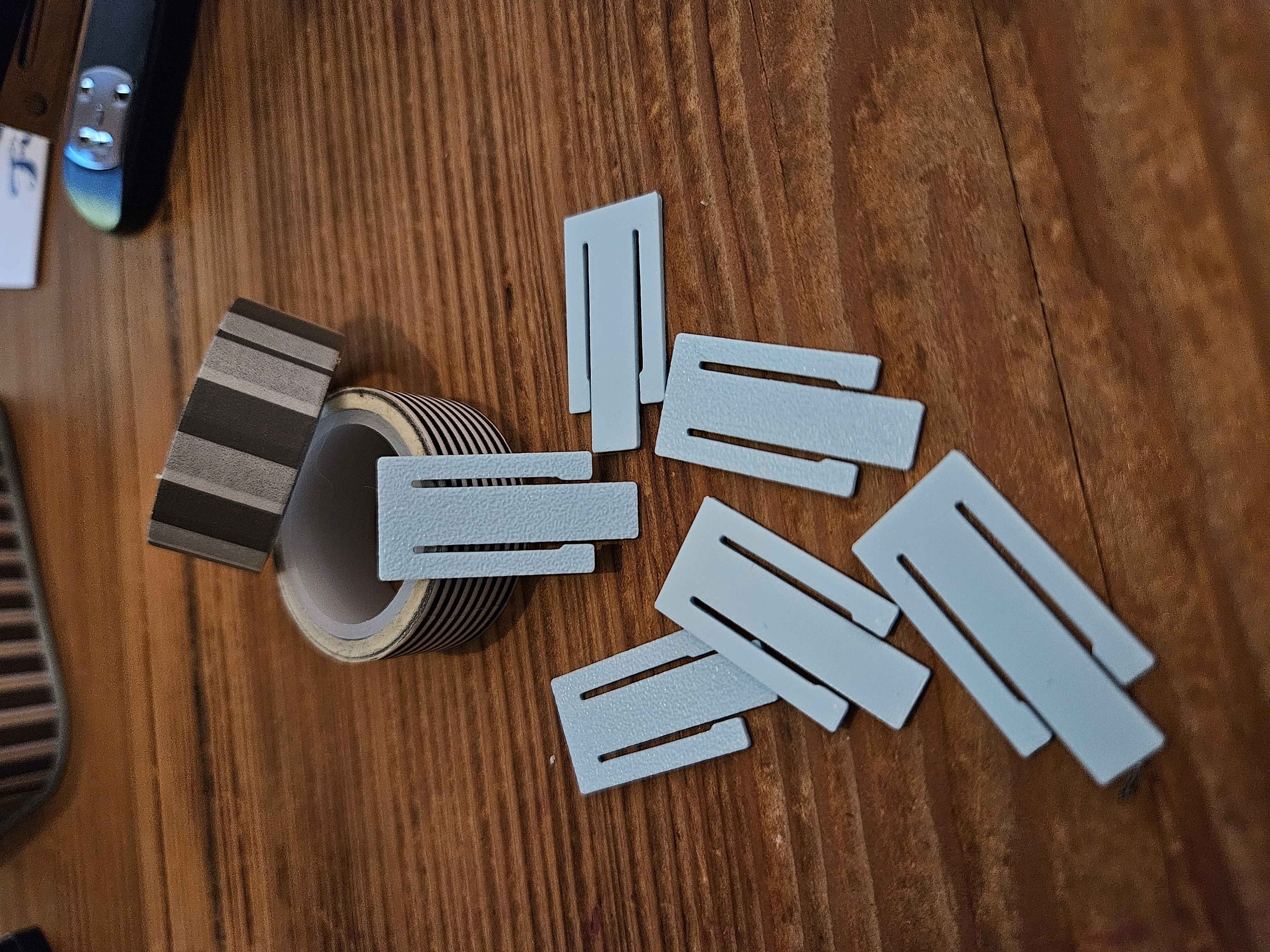 Paper Clip (s) - Büroklammer (n)