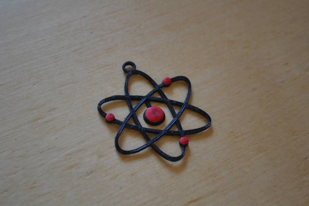 Atom necklace