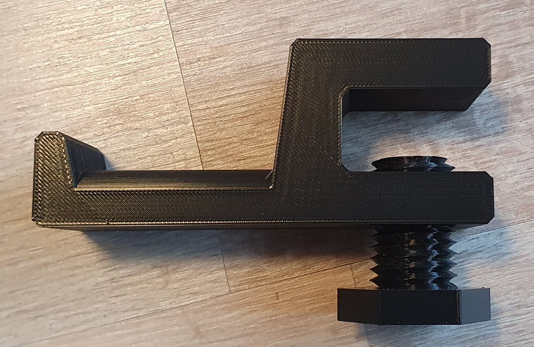 Simple parametrizable headphone holder — miniatura 2