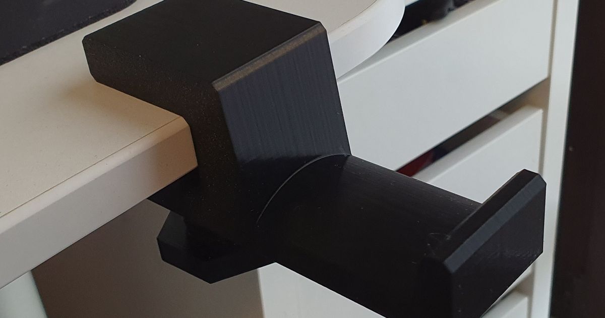 Simple parametrizable headphone holder by Christoph Löw Download free