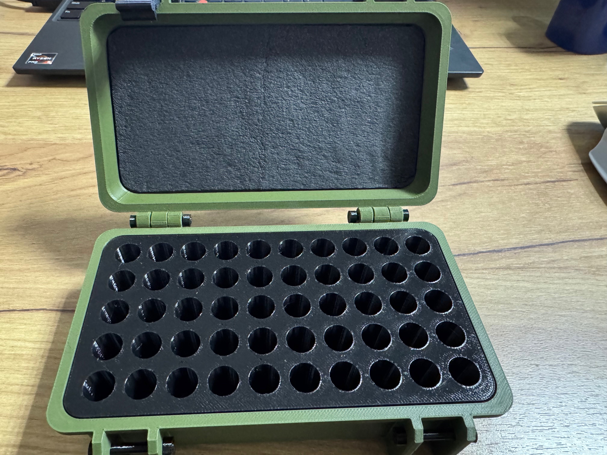 Miniatura 2 do modelo 3D Ammo box 9mm