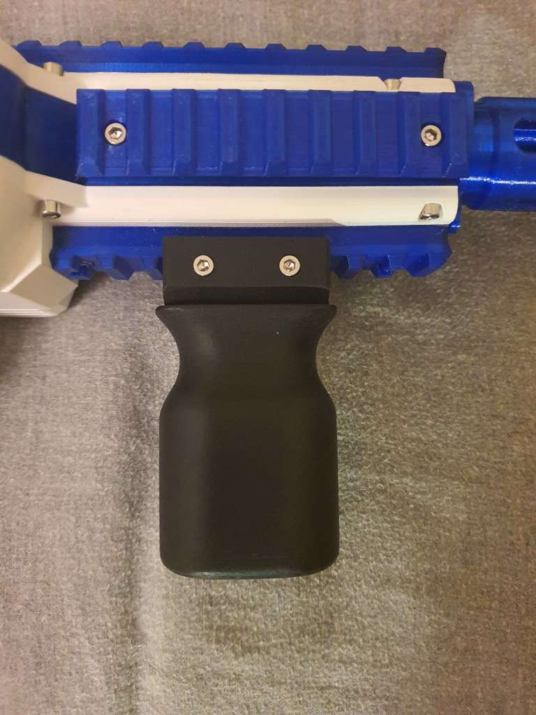 Stubby Vertical Grip - Picatinny