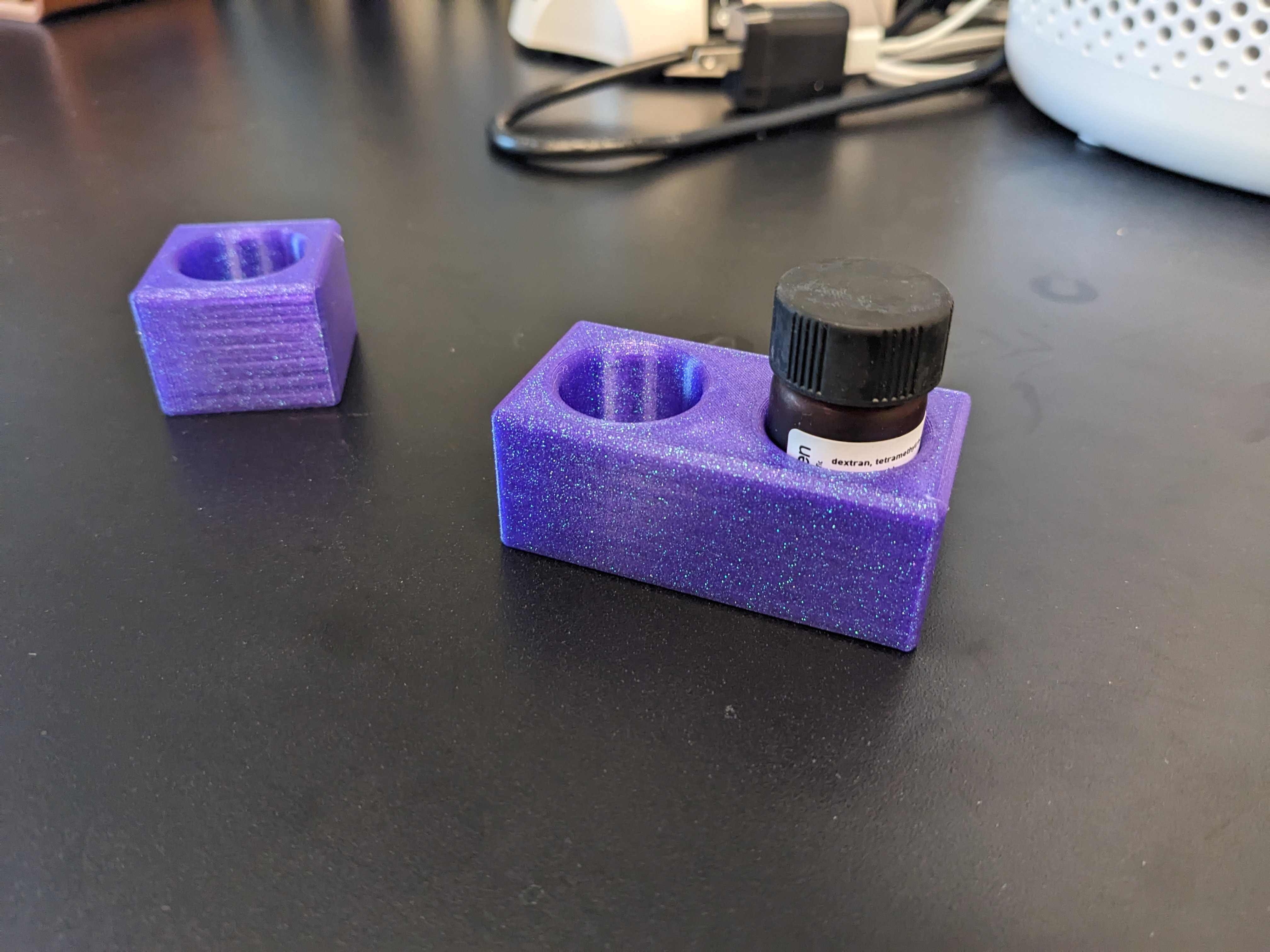 Vial Holder for antibody/dye vials