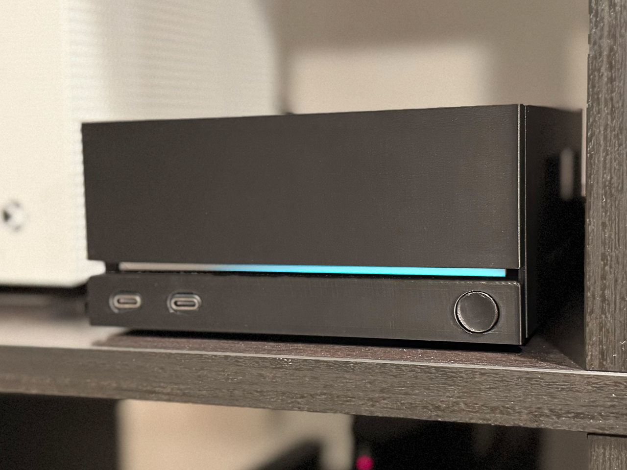 Steam Machine Mini — Housing for UM790 Pro Mini PC