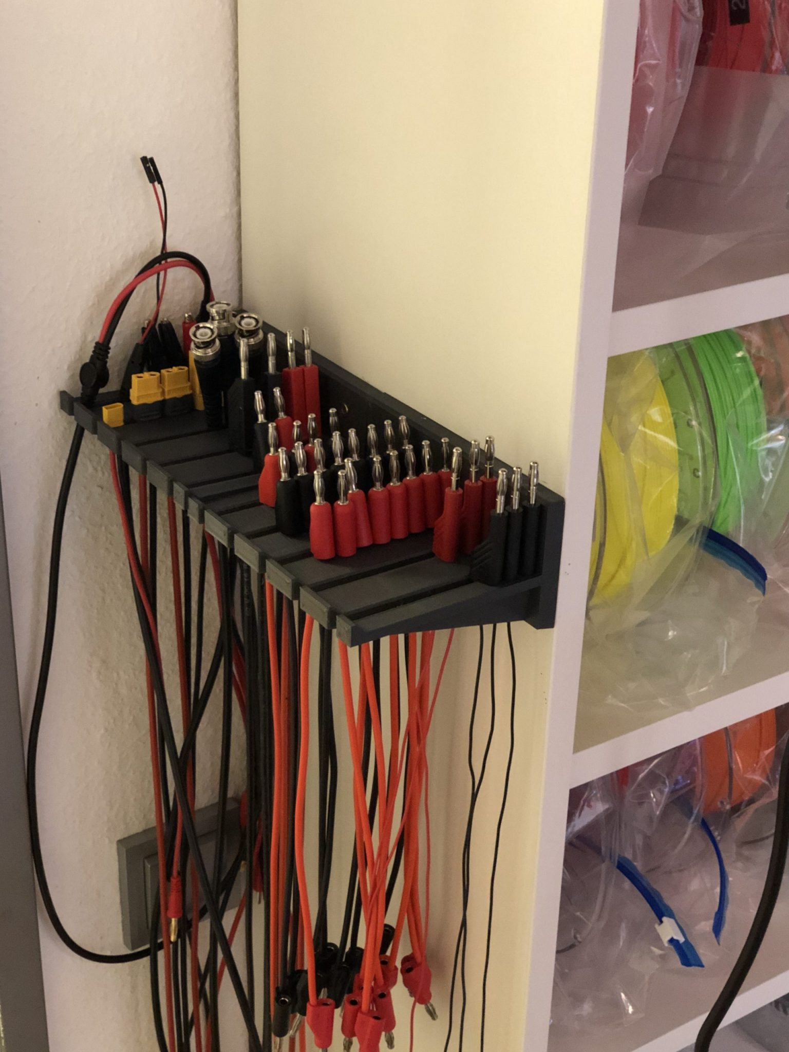 Organizer for testbench cables by Maxim Shchetynin | Download free STL ...