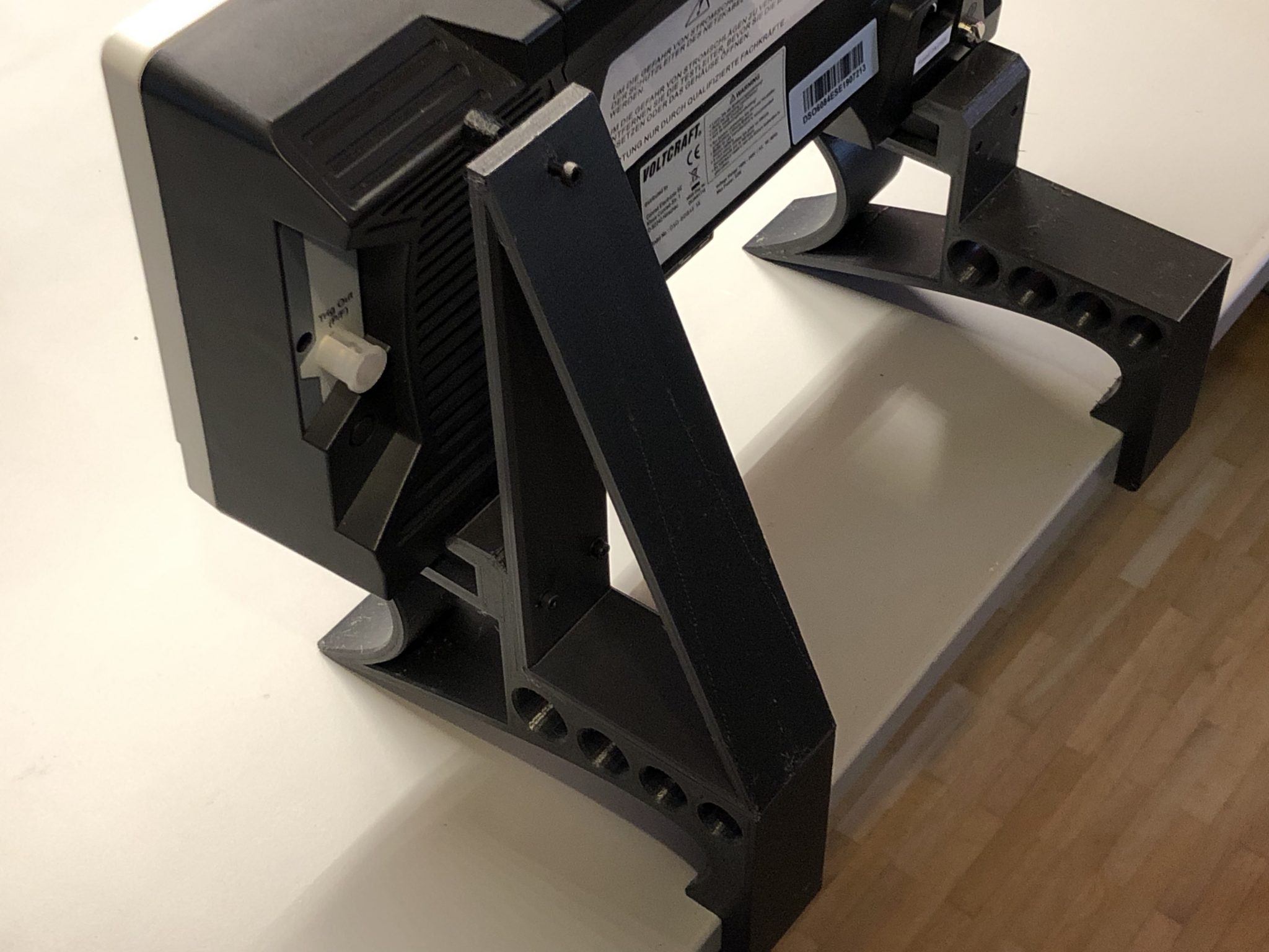 Oscilloscope Holder For OWON XDS3000 Or Voltcraft DSO 6000 By Maxim oscilloscope-holder-for-owon-xds3000-or-voltcraft-dso-6000-by-maxim