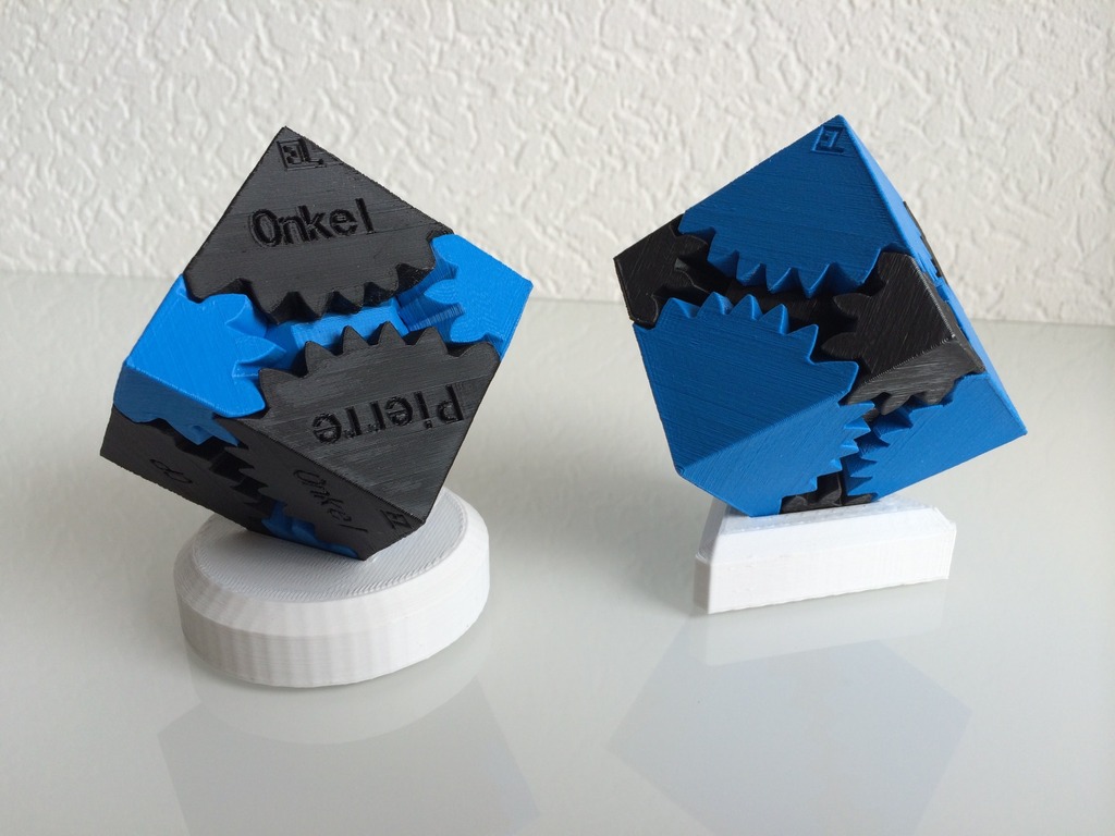 Dice/Cube Stand for Cube Gears by Emmet