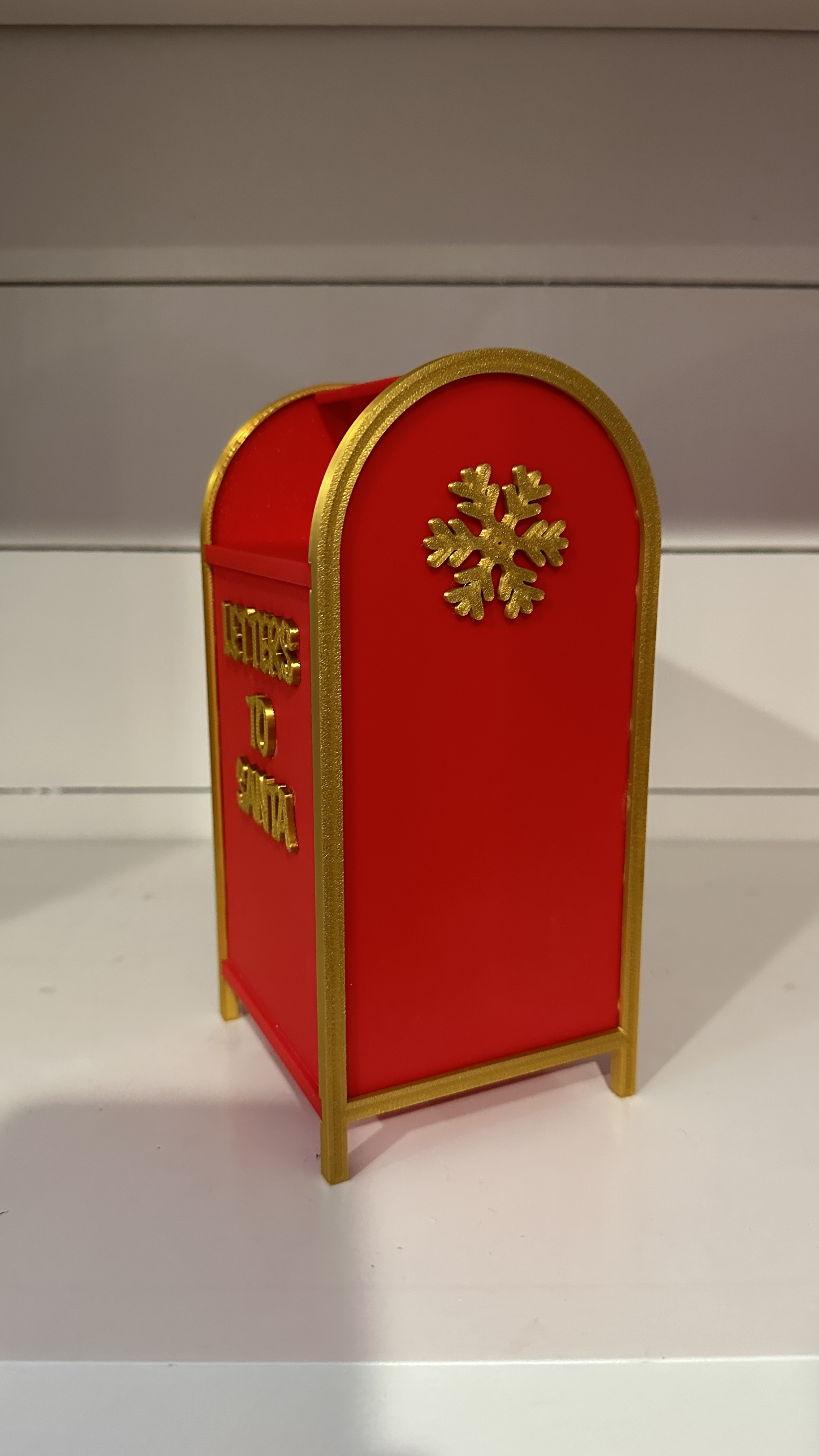 Santa Mailbox (with functional door) by Doug Kremer | Download free STL model | Printables.com