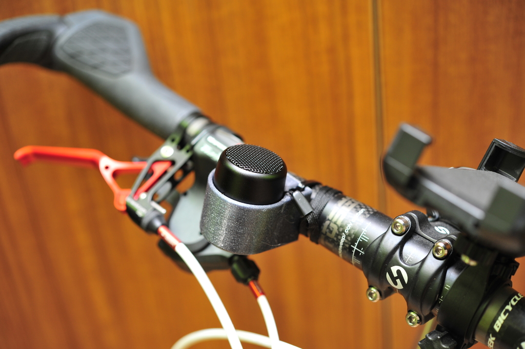 Portable speaker mount for bike by David_liao Download free STL model