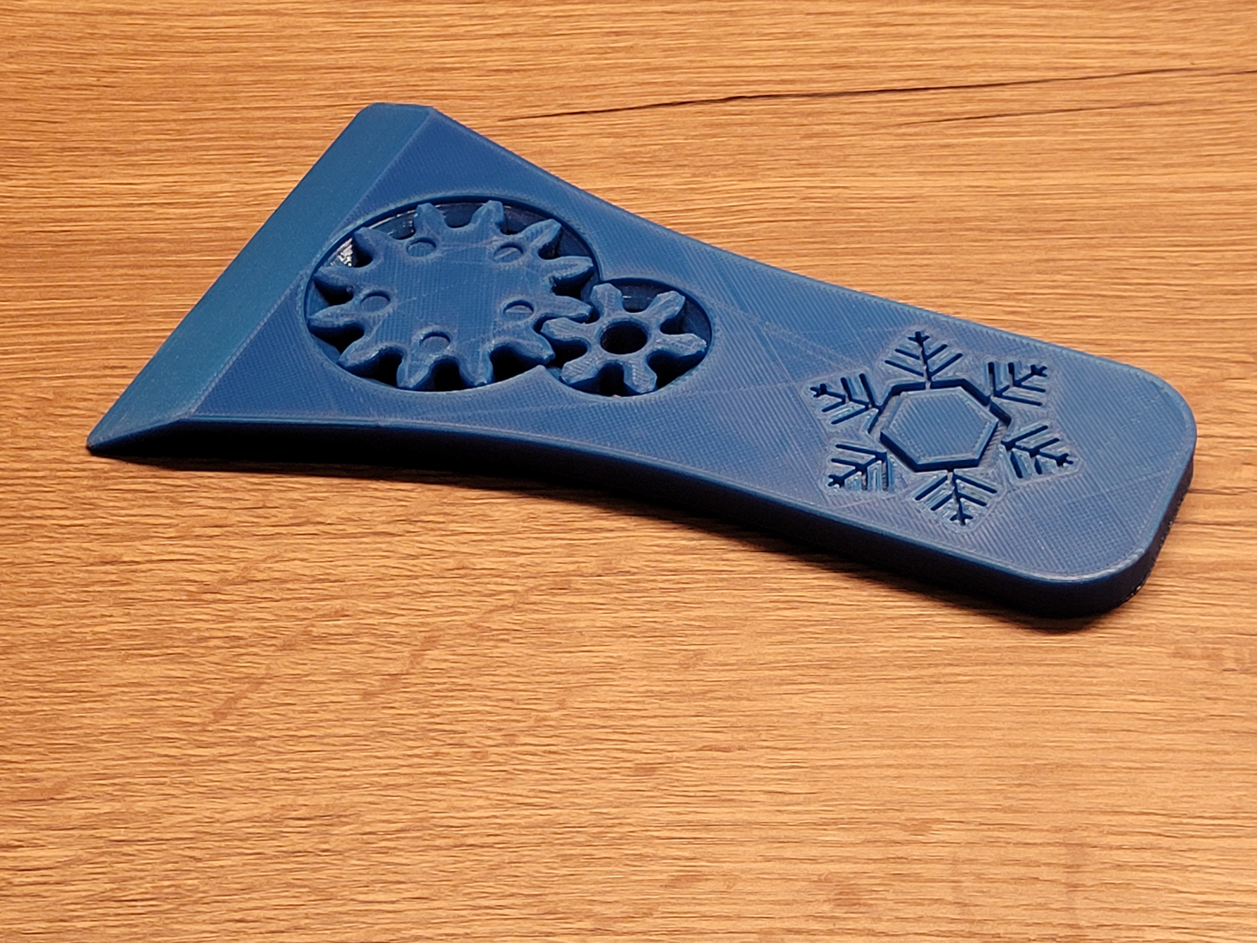 Eiskratzer mit Zahnradspinner — miniatura 2