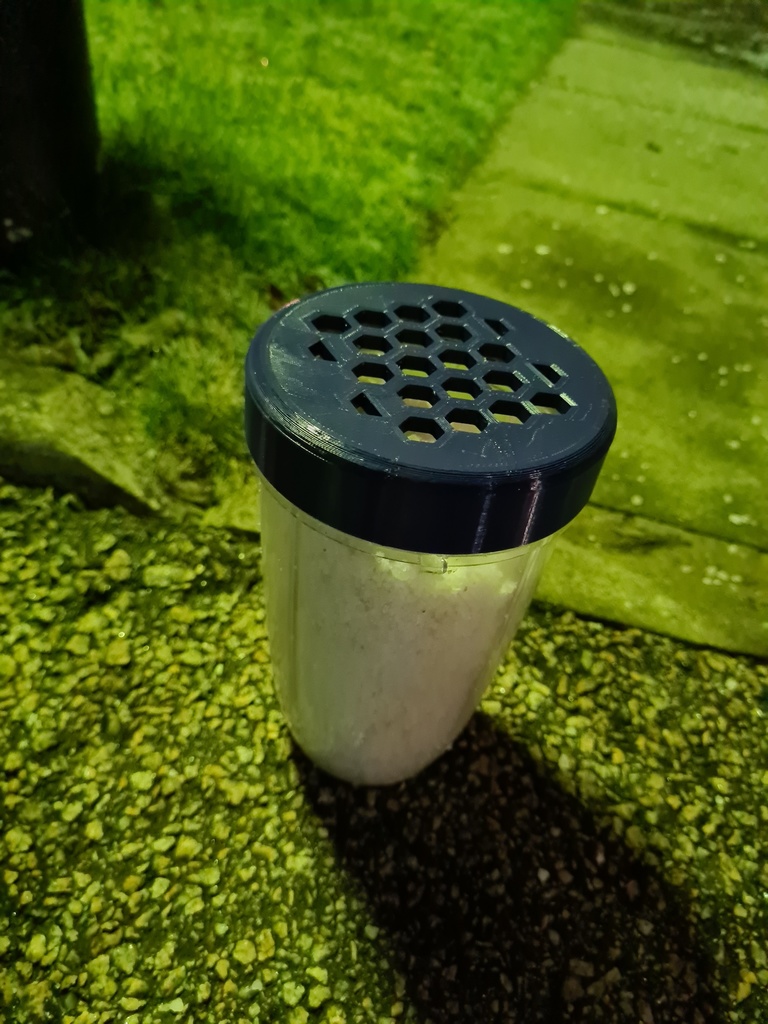Salt Spreader Lid (For Nutribullet container)
