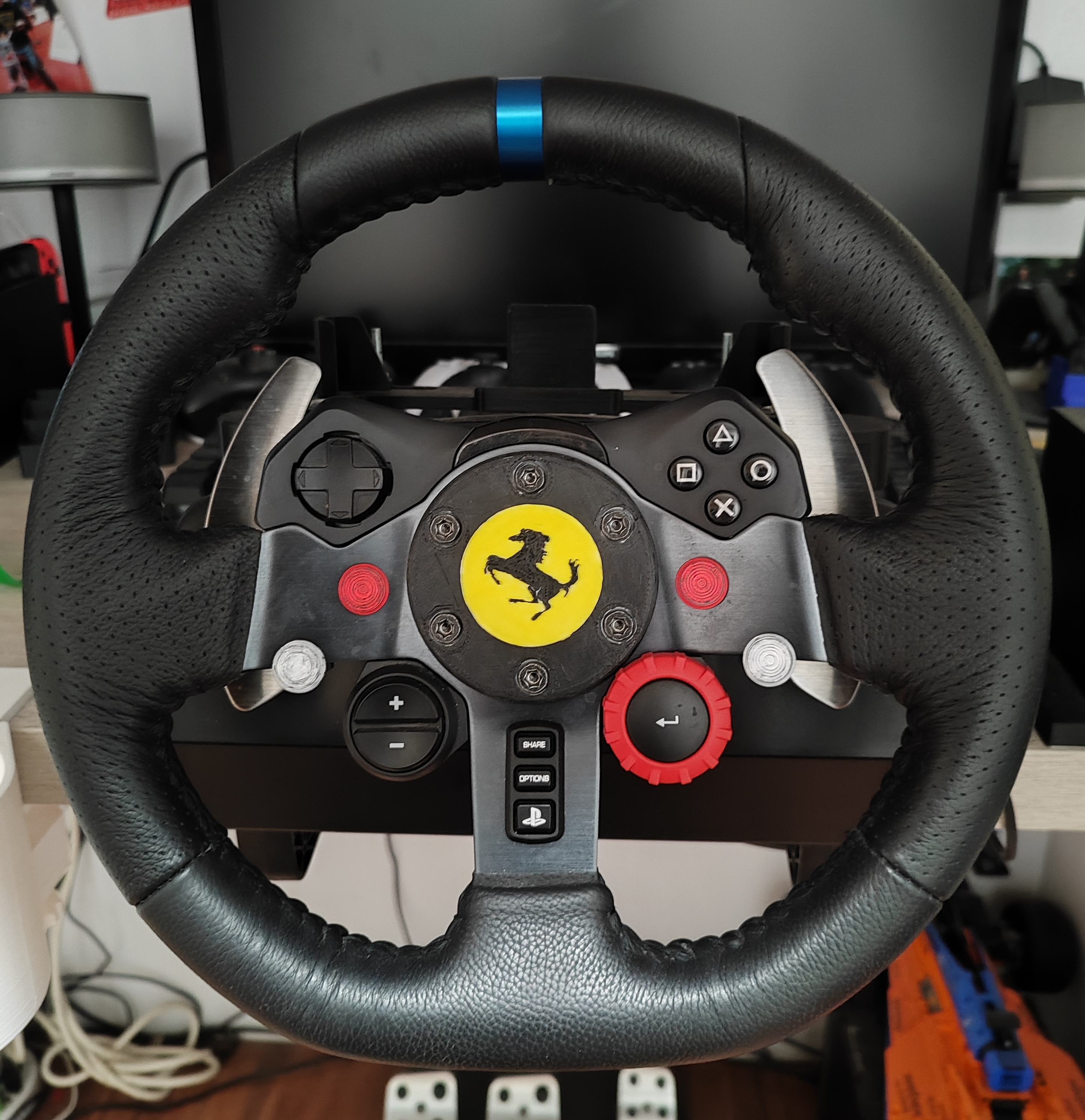Logitech g29 tapa central ferrari