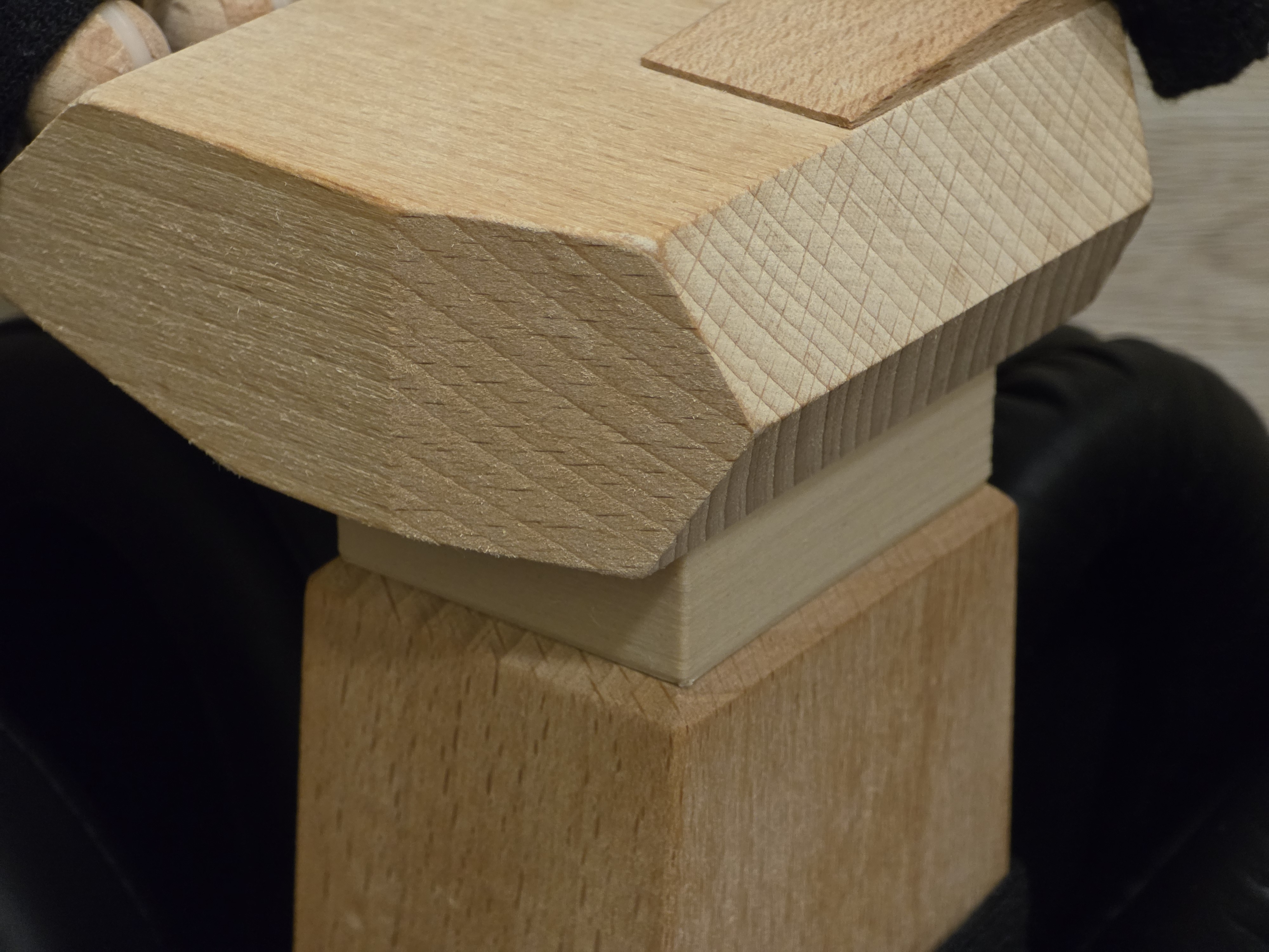 LÅNESPELARE Hand Wedge