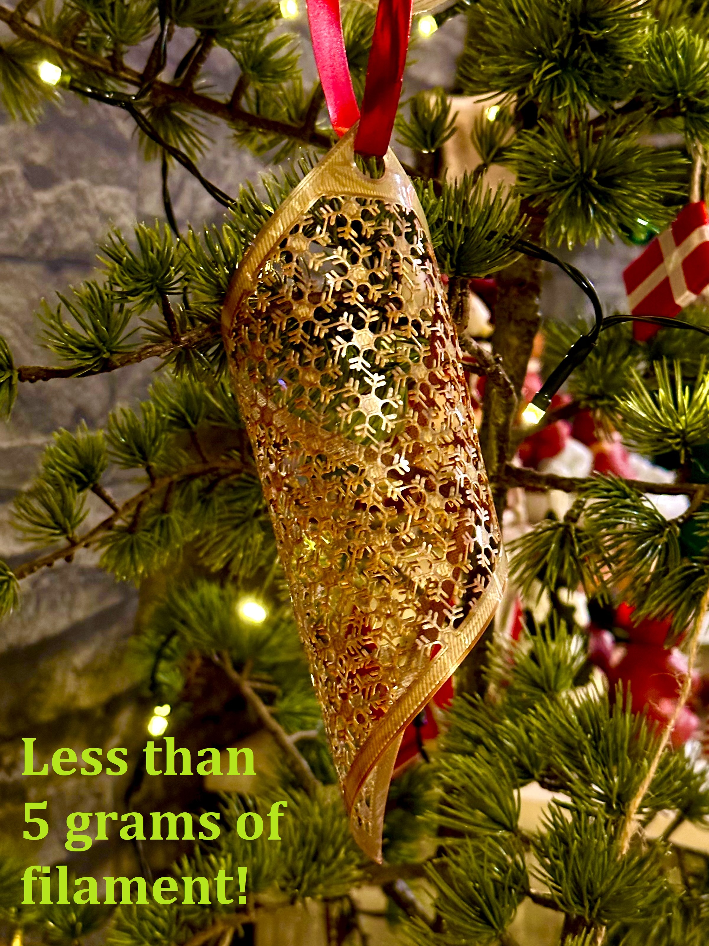 Christmas Snowflake Ornament - Prints flat!
