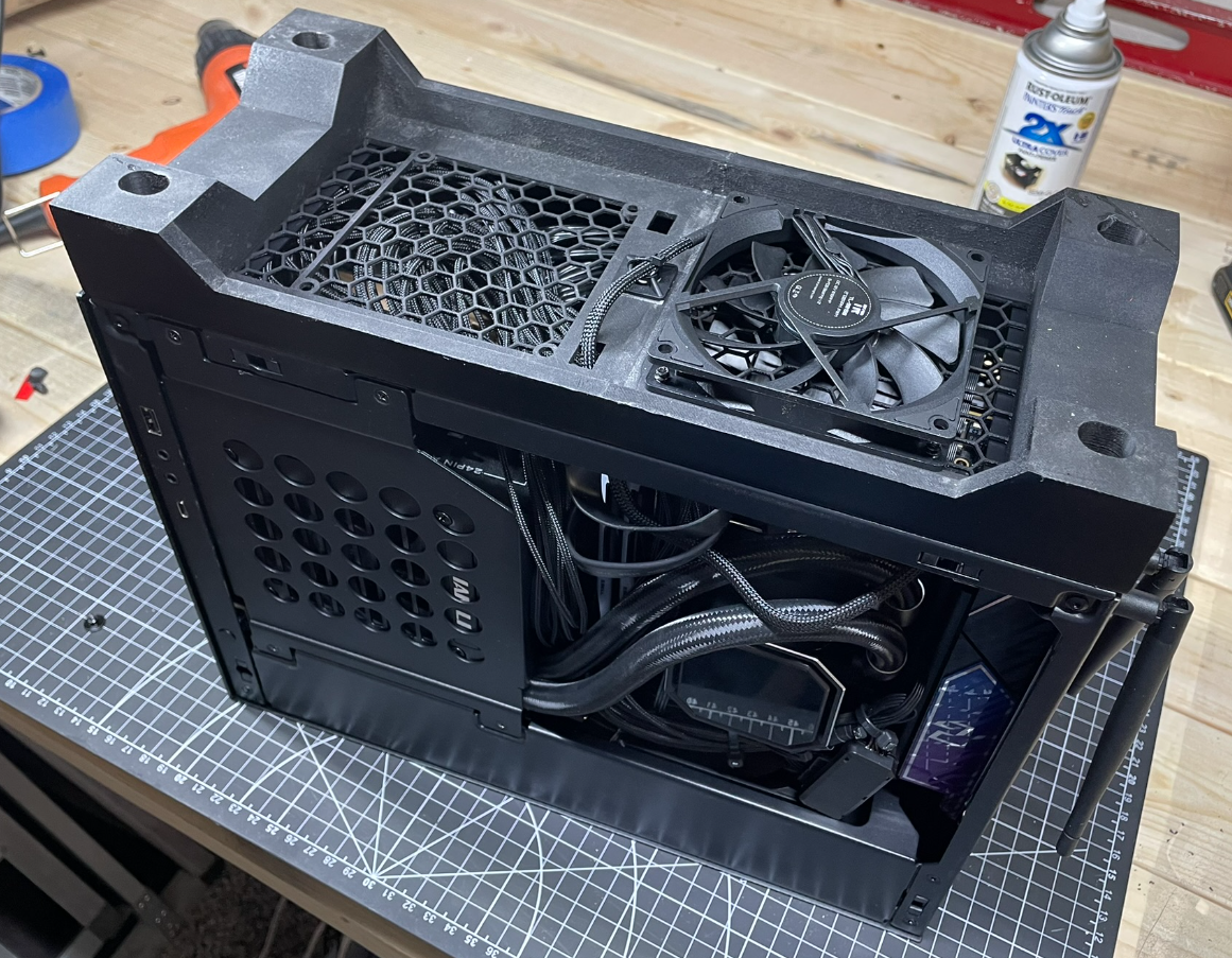 Lian Li A4-H20 bottom fan shroud and riser
