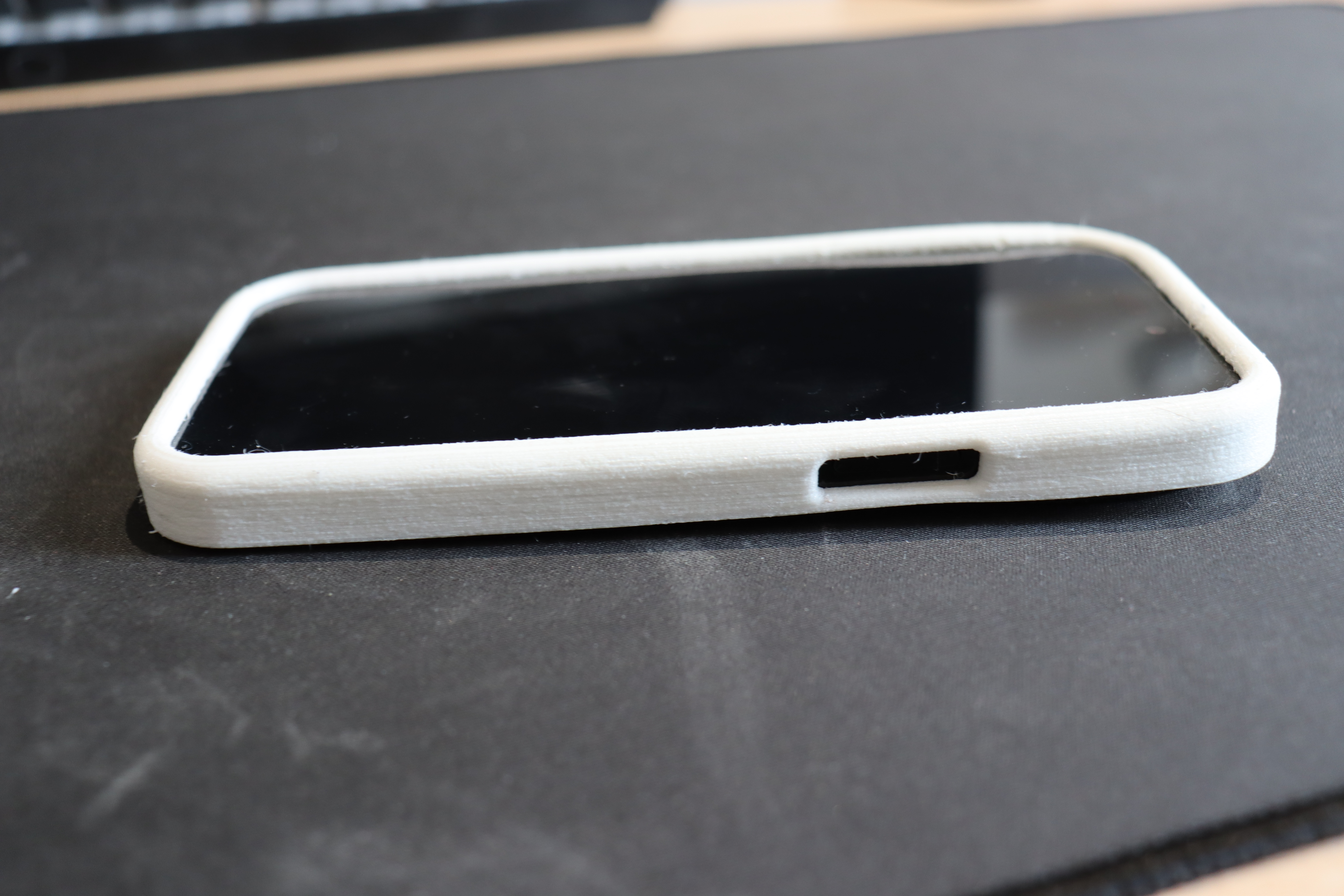 Miniatura 2 do modelo 3D Iphone 14 pro max case