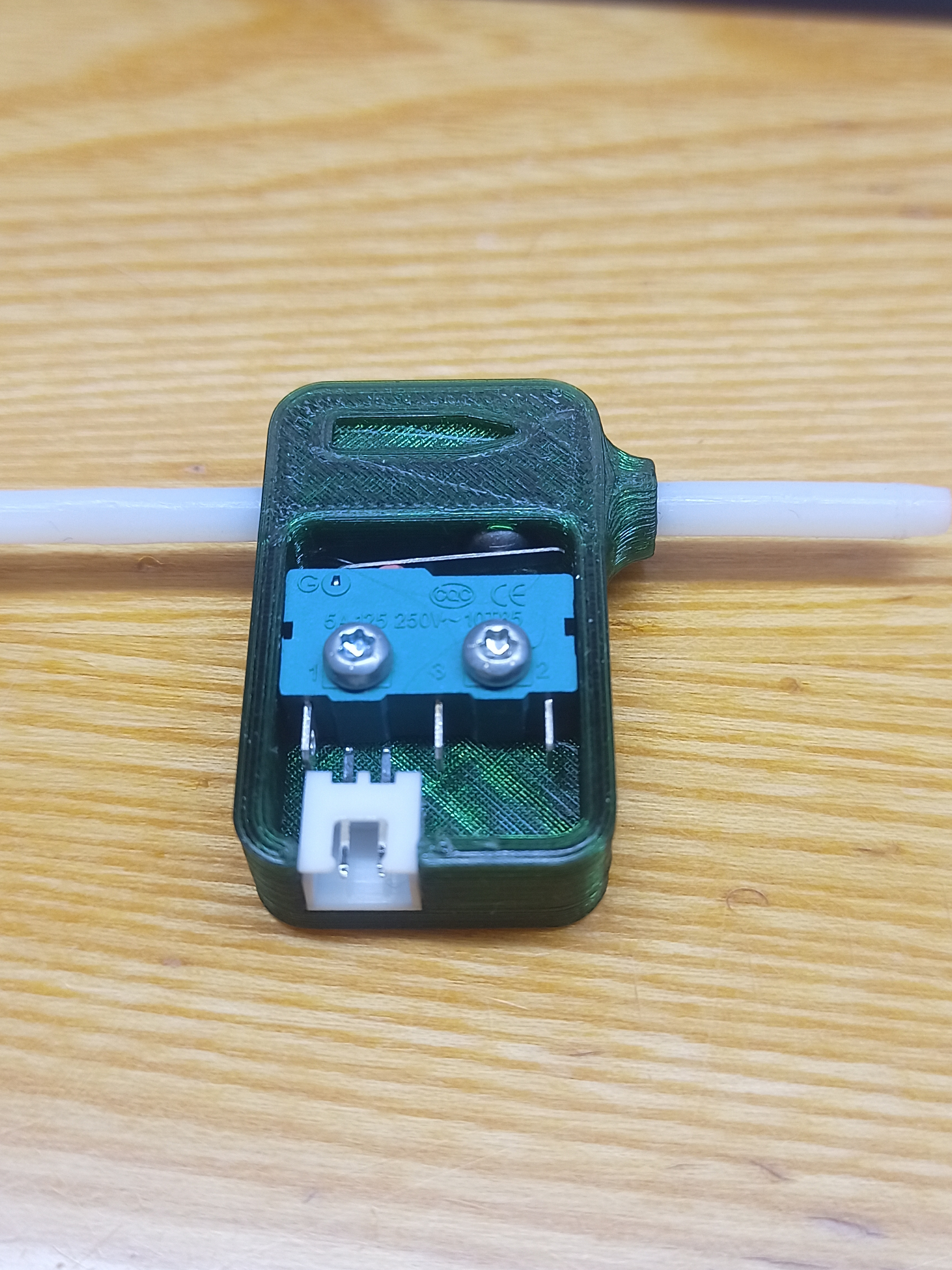 Simple filament runout sensor pure microswitch