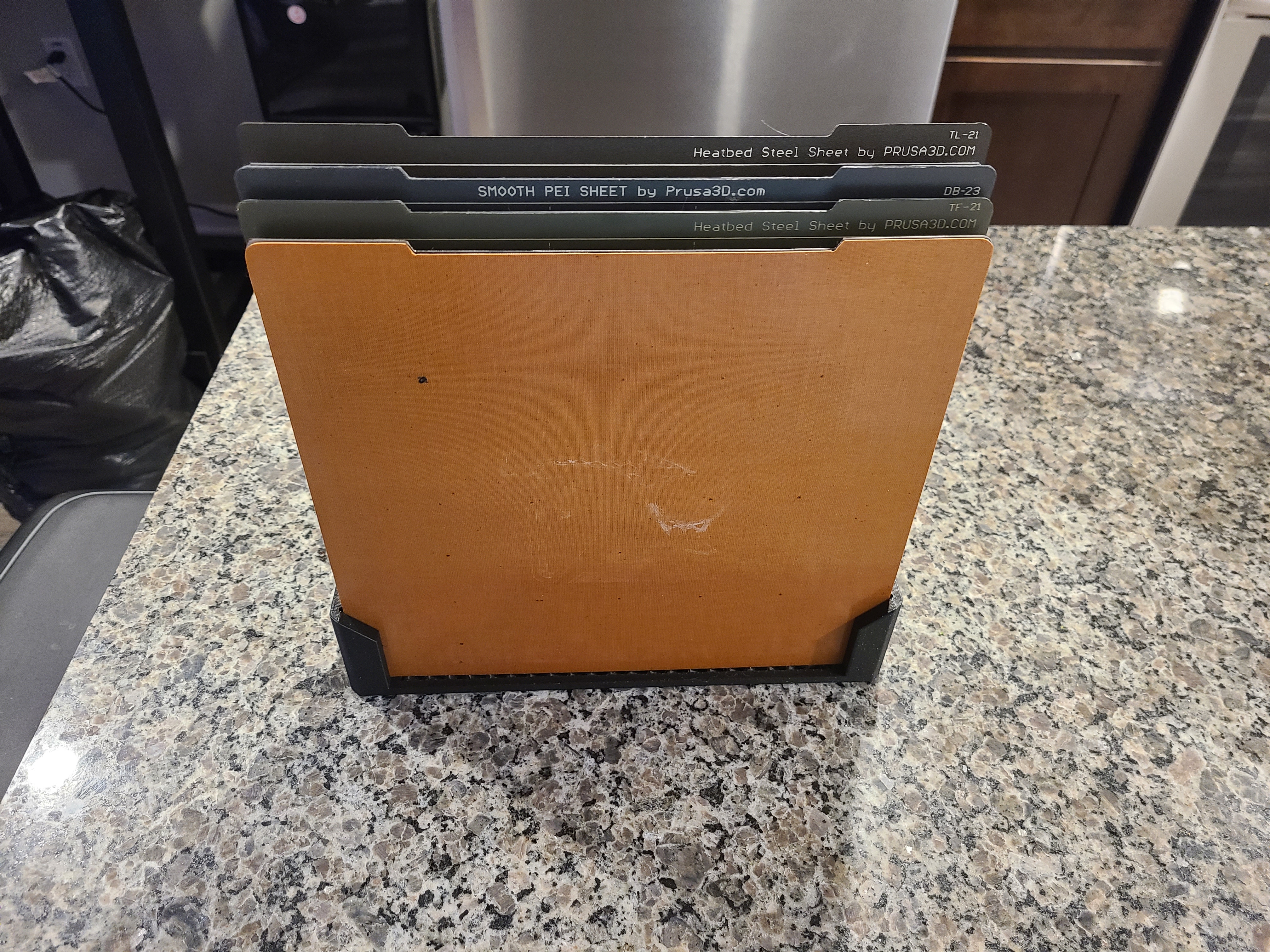 4 Piece build plate holder with bigger, offset slot 3D model thumbnail
