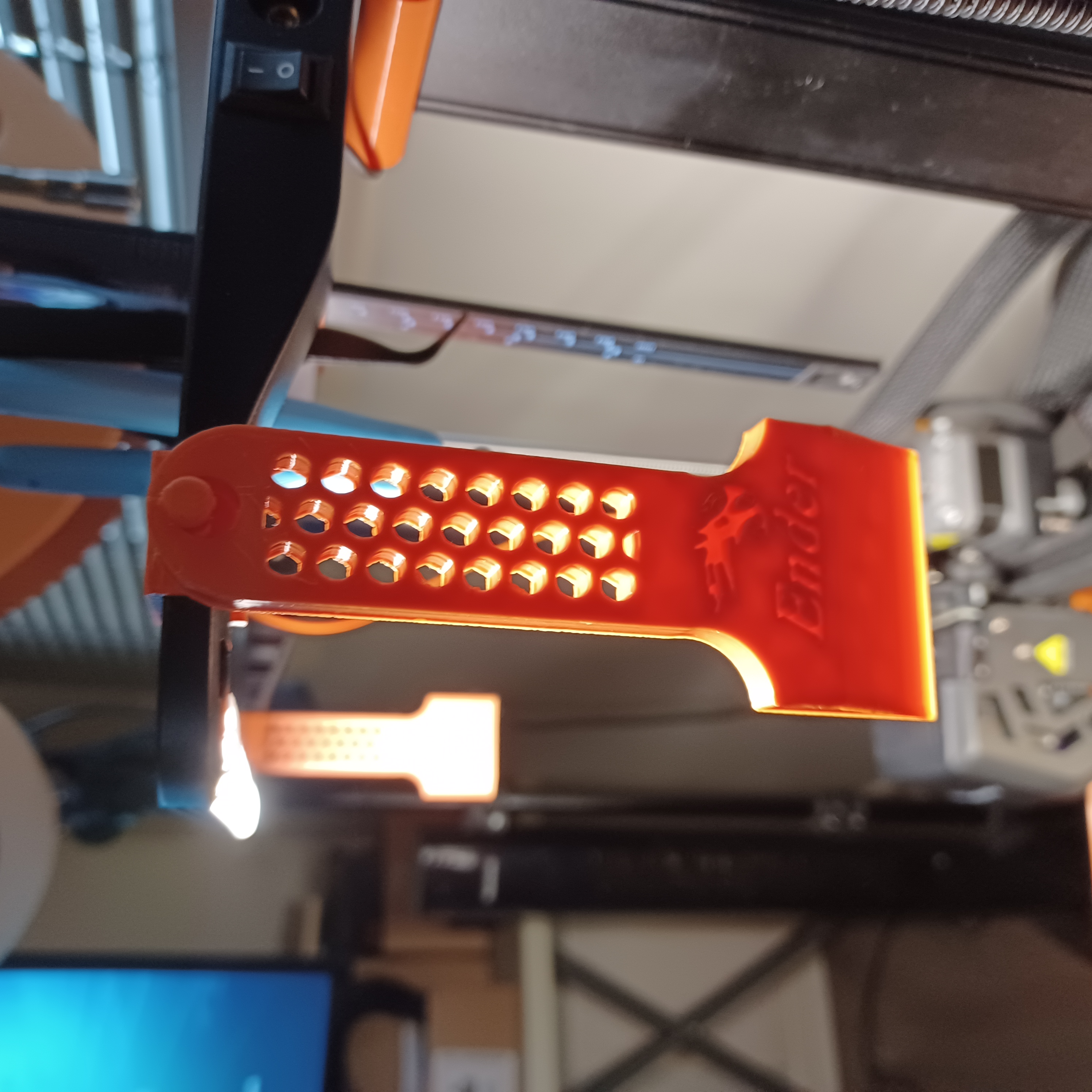 Print Bed Scraper with Light Bar Clip - Ender 3