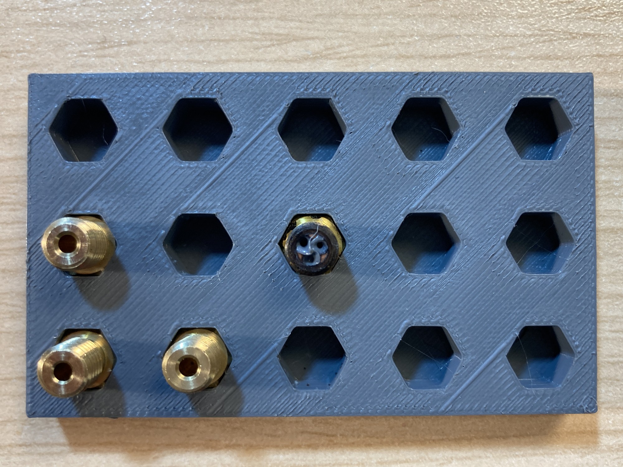 simple e3d nozzle holder by avolkov Download free STL model