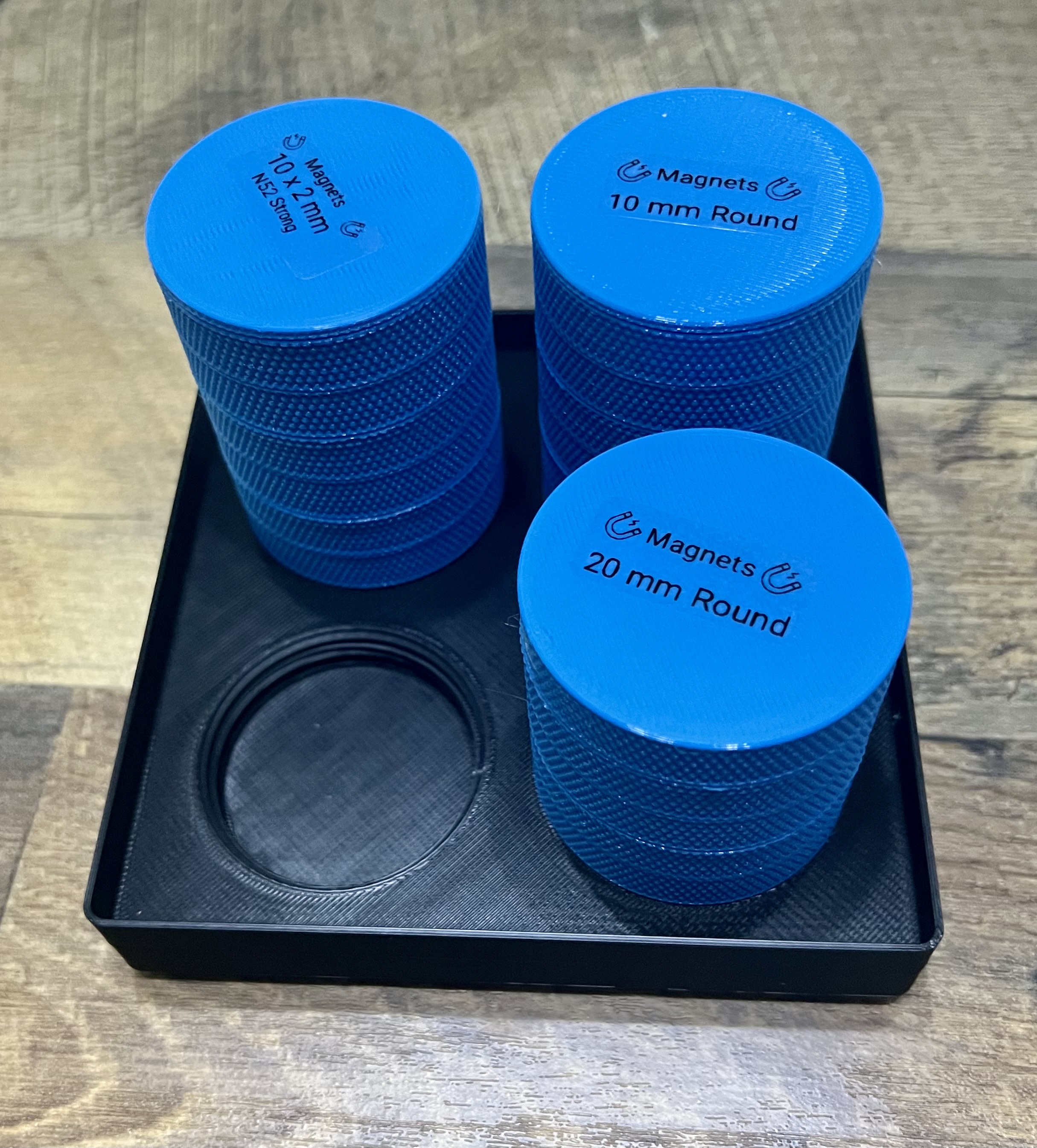 Miniatura 2 do modelo 3D Gridfinity holder for 50% sized Knurled Stackables