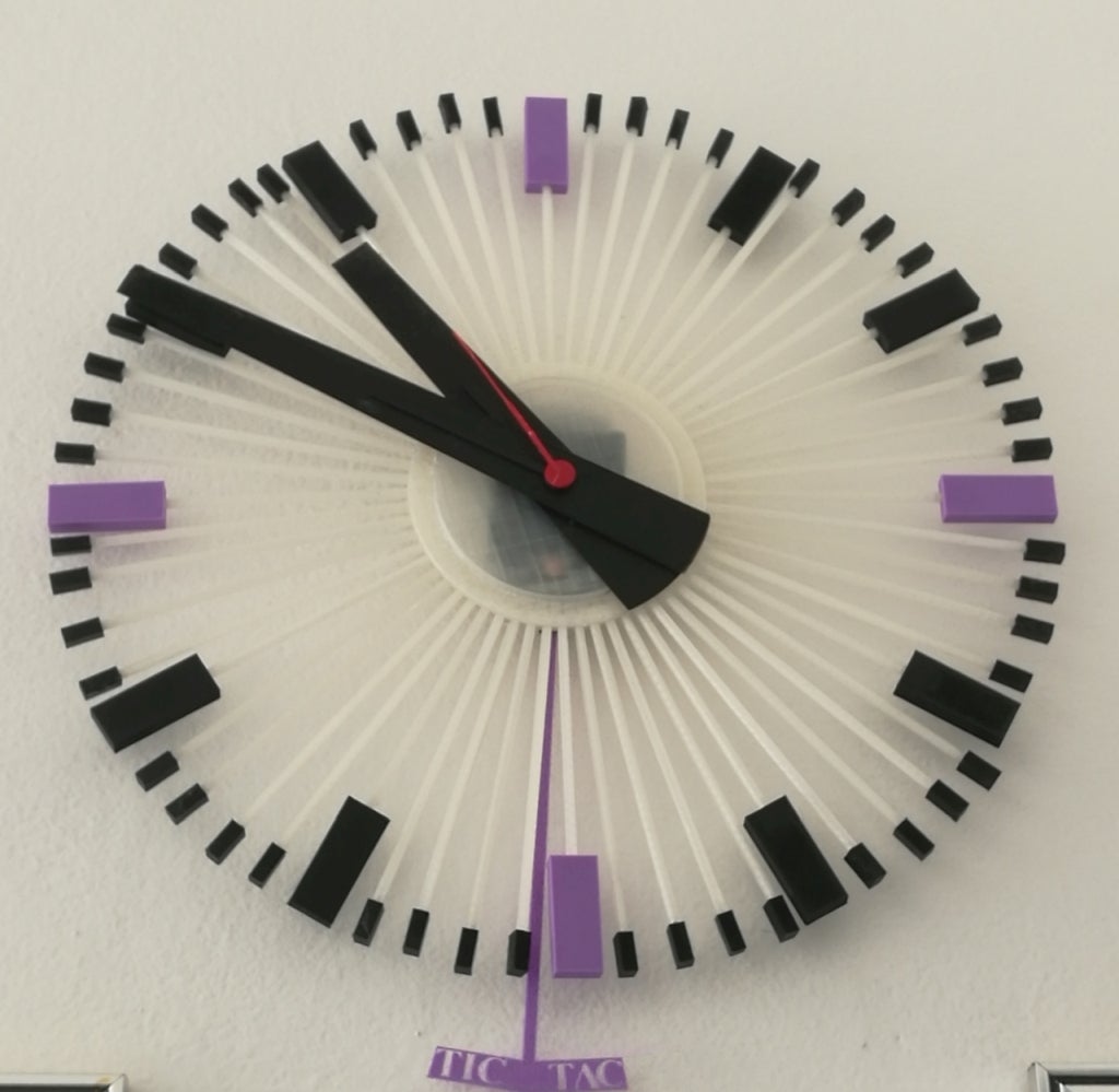 Wall clock